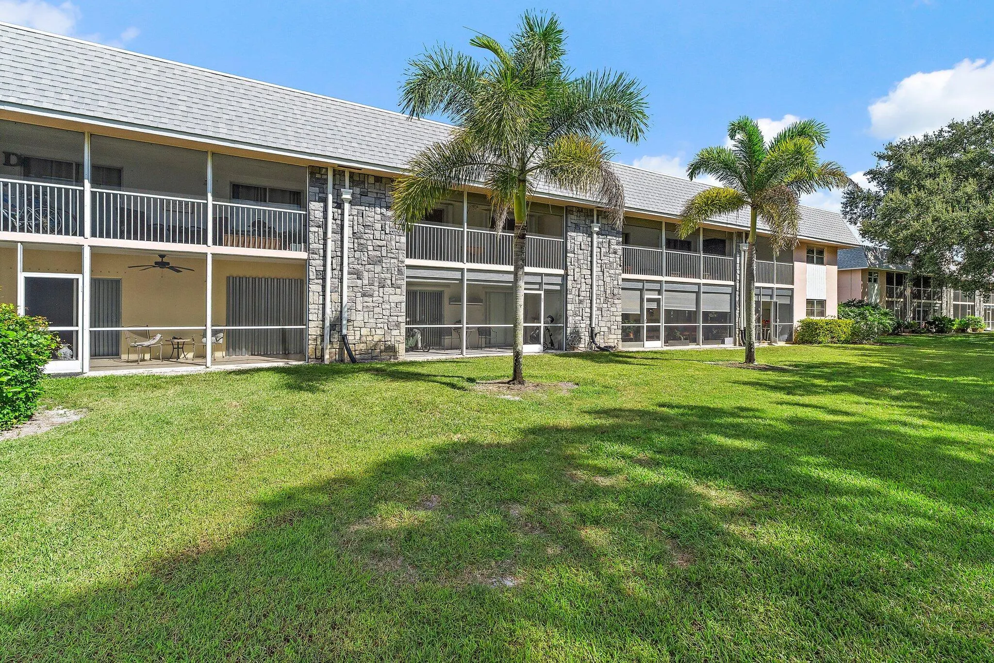 18081 SE COUNTRY CLUB Drive #19-188