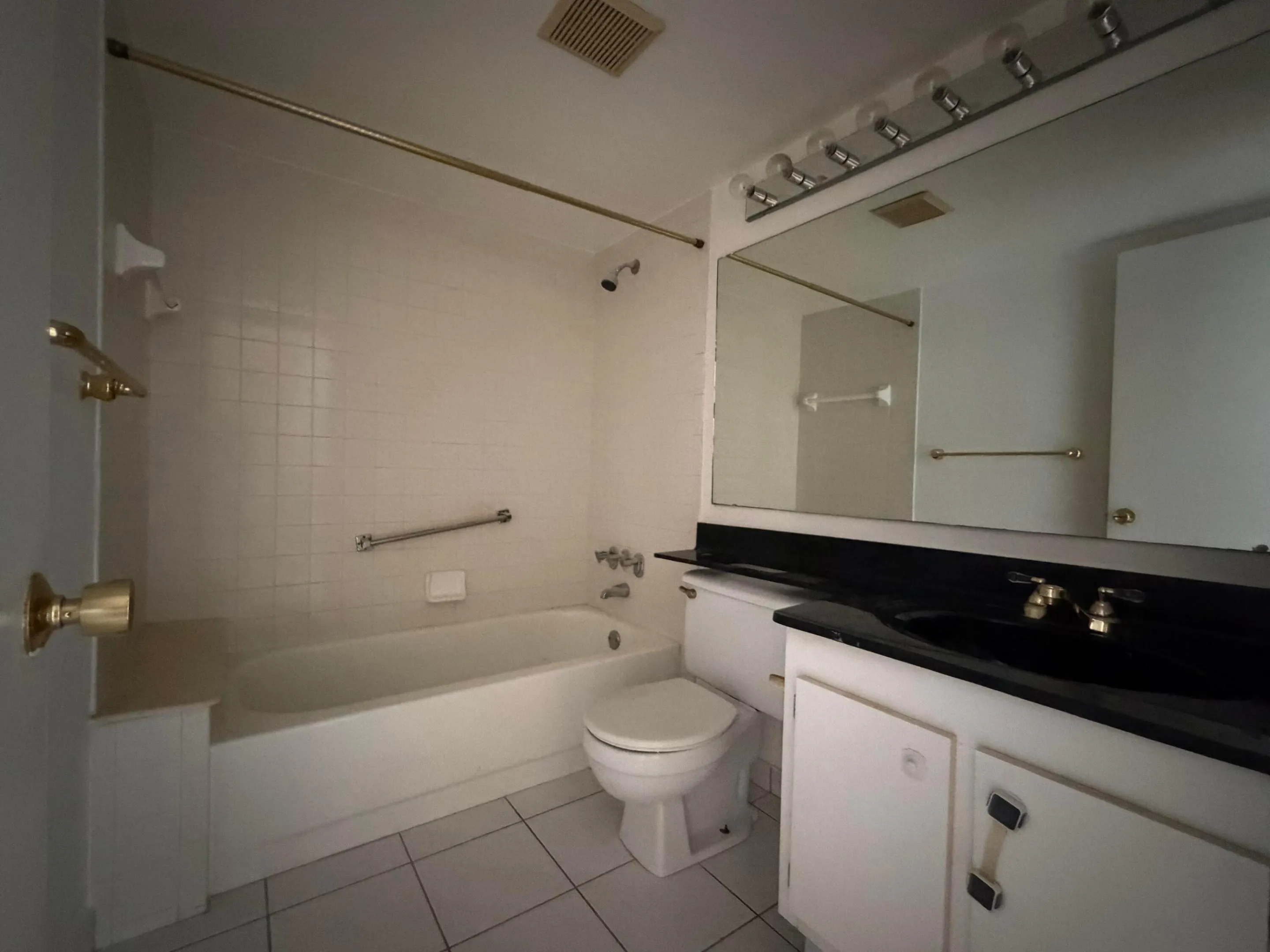 202 Foxtail Drive #H3