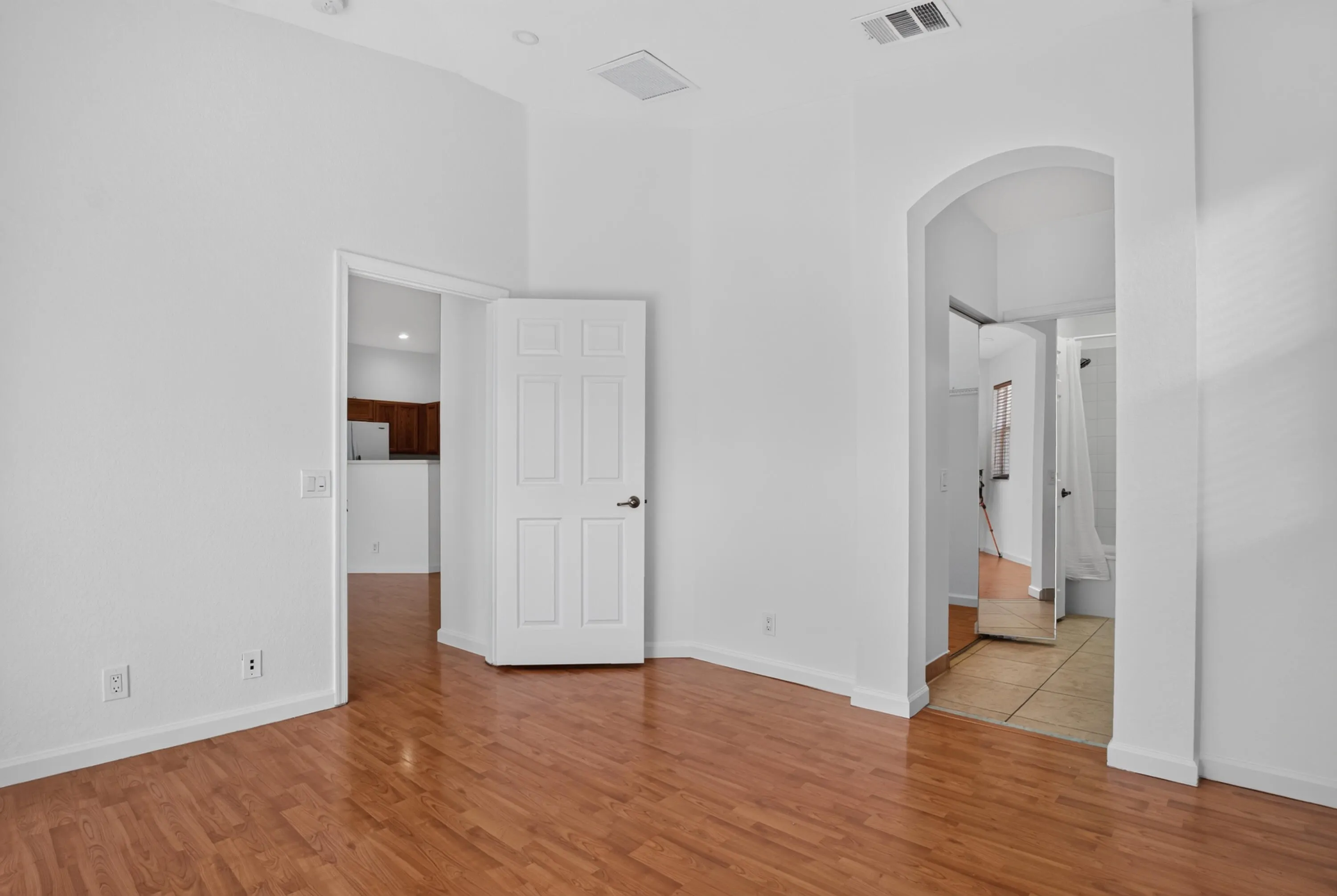 3037 Laurel Ridge Circle