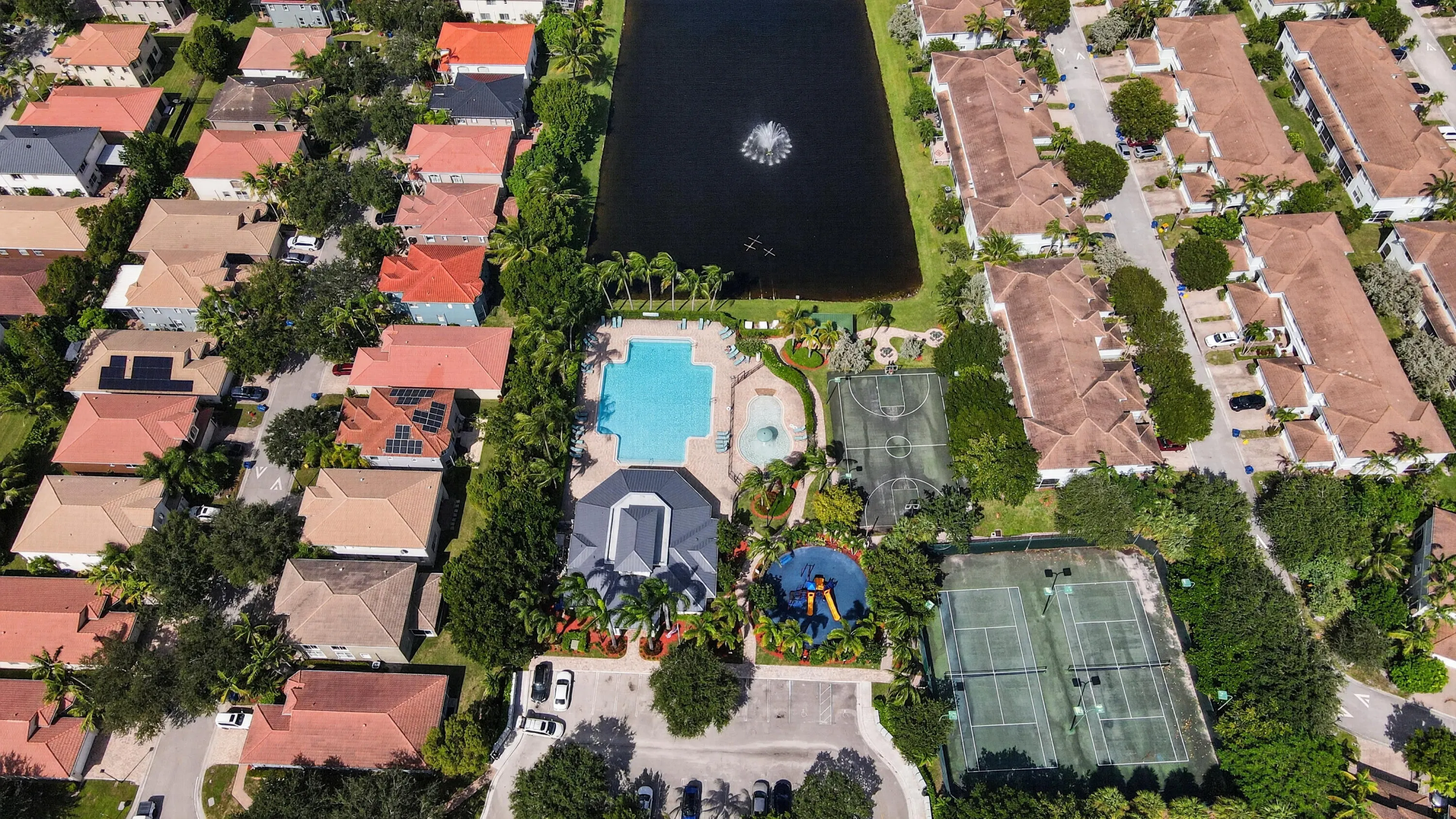3037 Laurel Ridge Circle