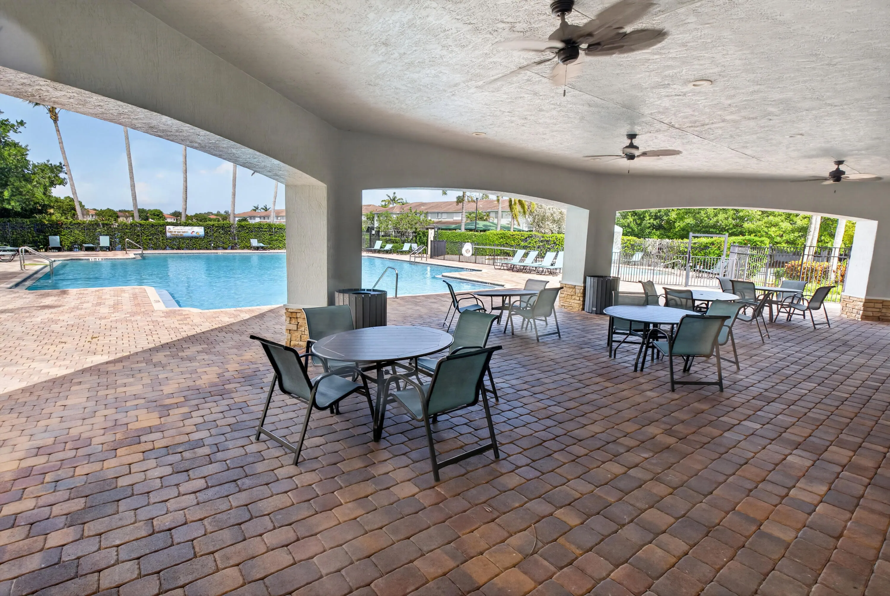 3037 Laurel Ridge Circle