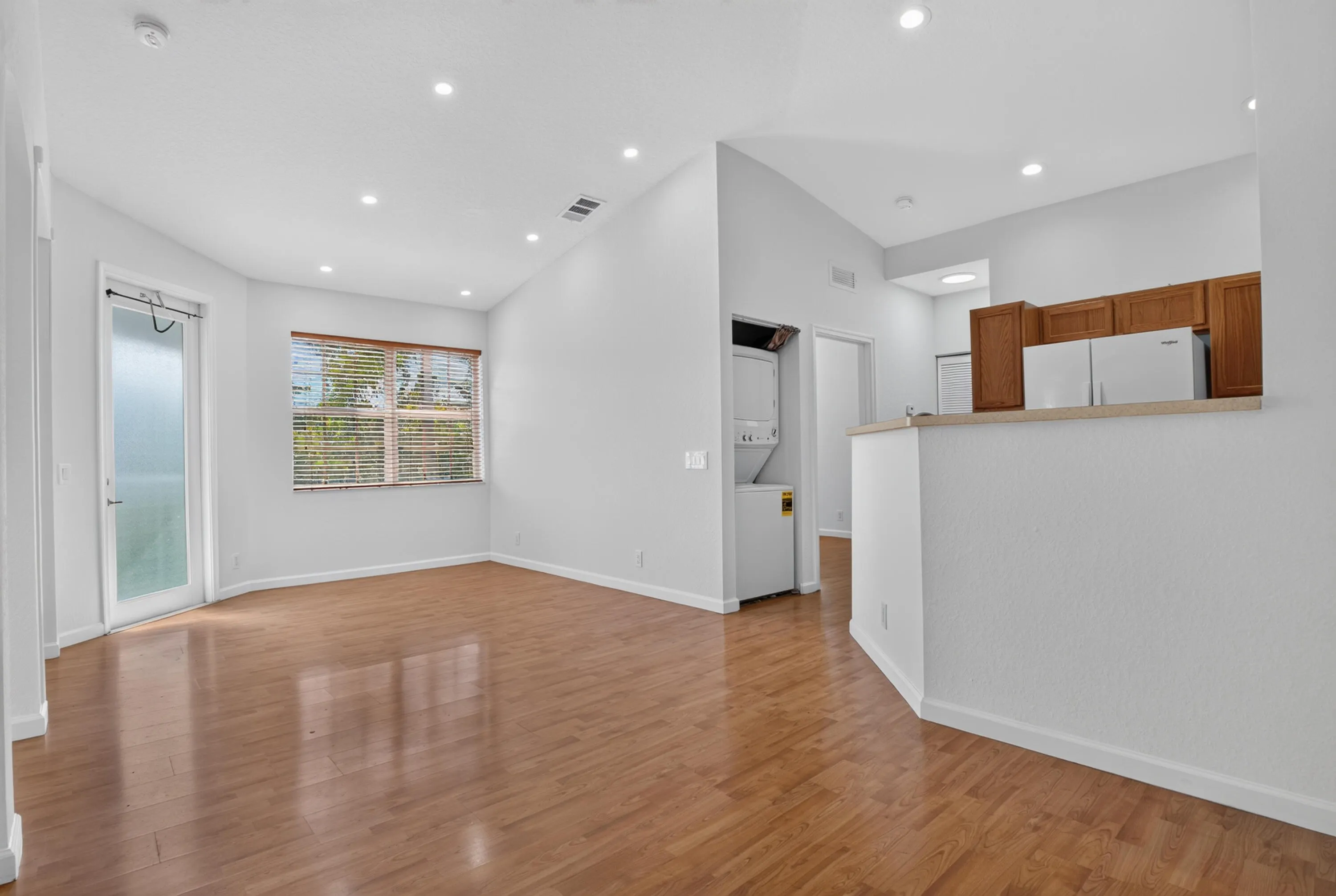 3037 Laurel Ridge Circle