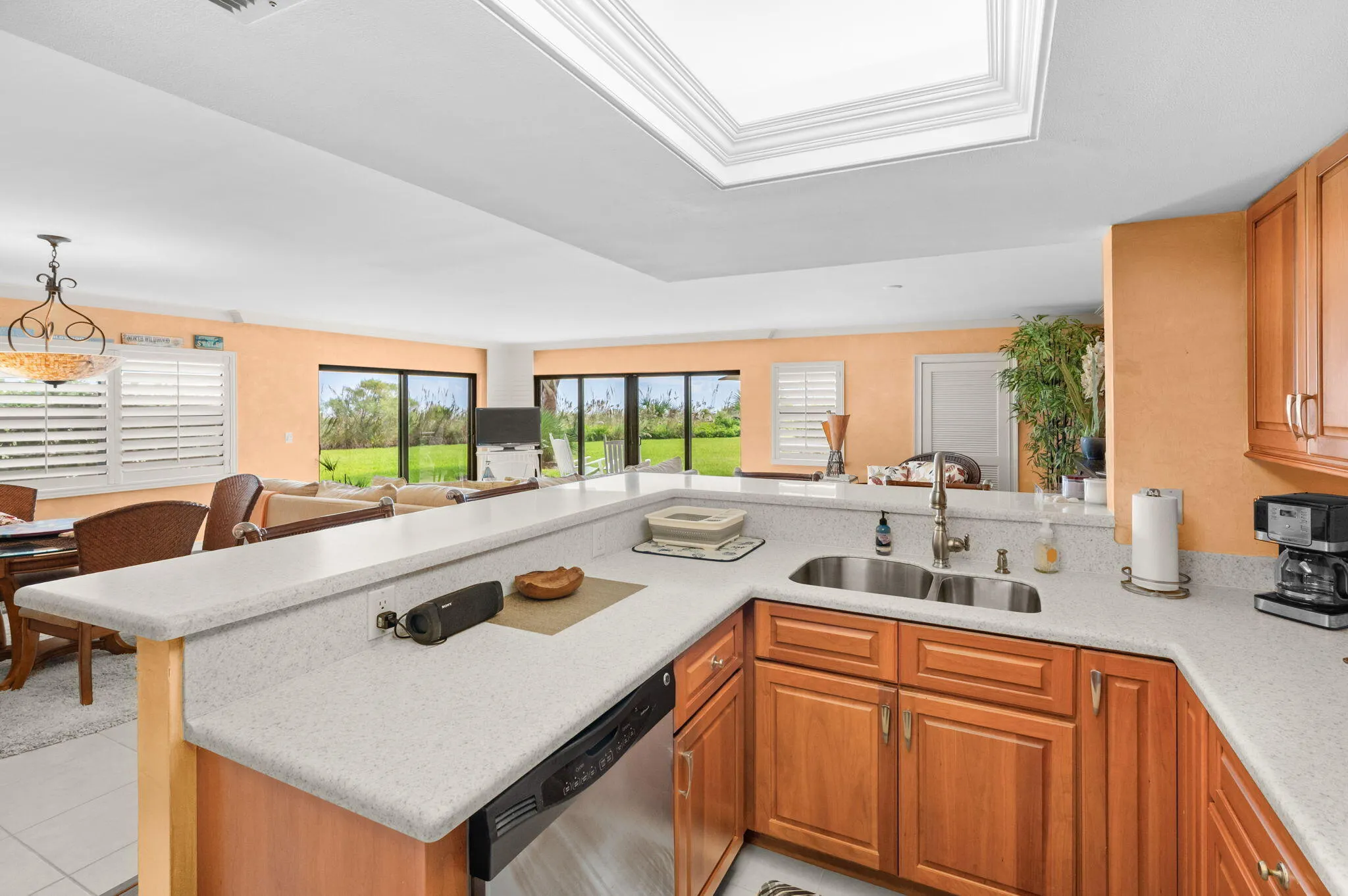 2636 OCEAN Drive #105