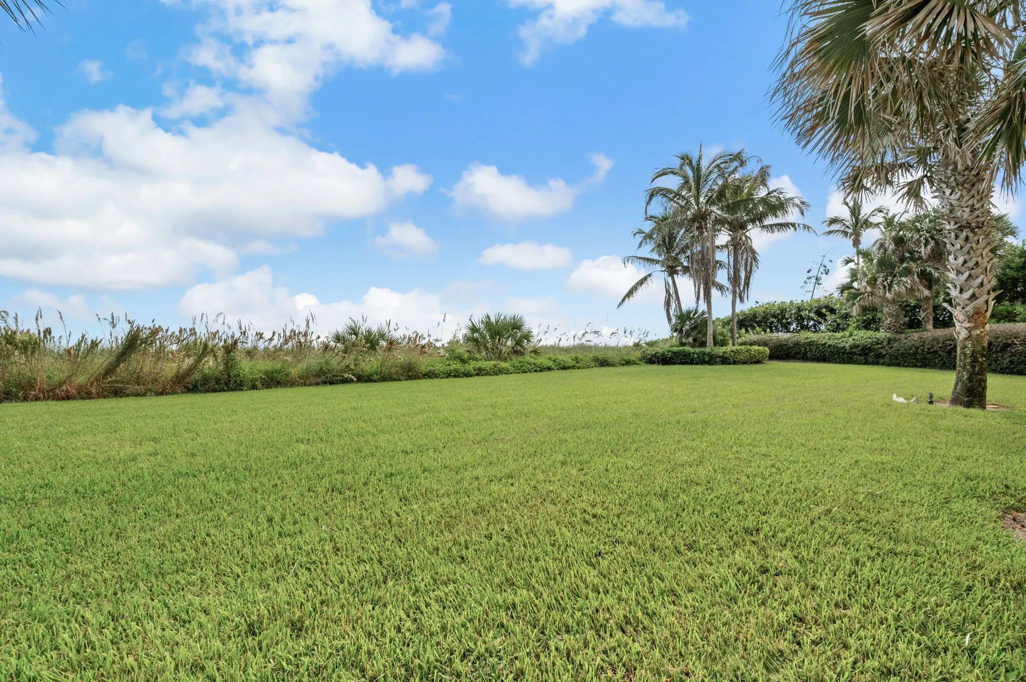 2636 Ocean Drive #Unit 105