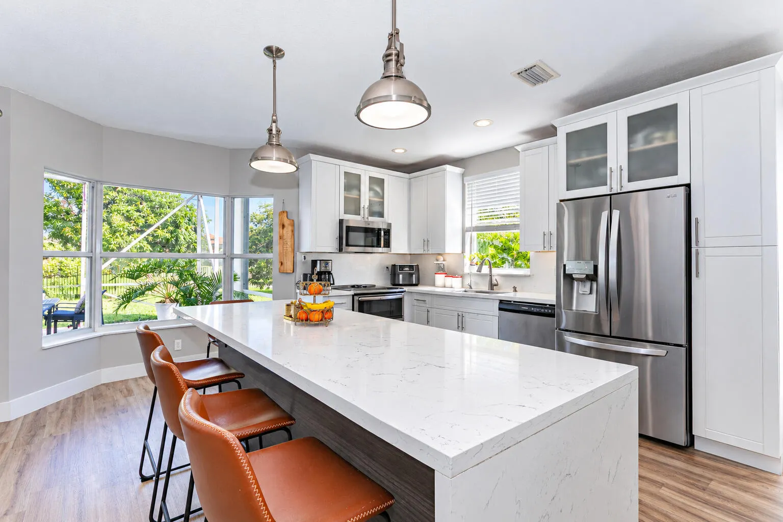 11185 Grandview Manor