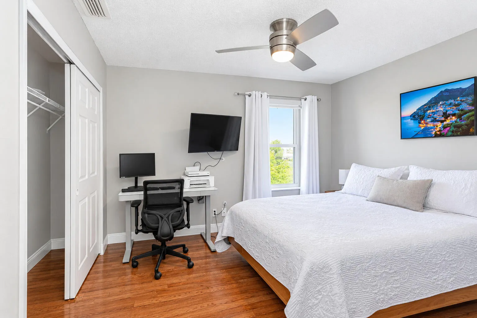 11185 Grandview Manor