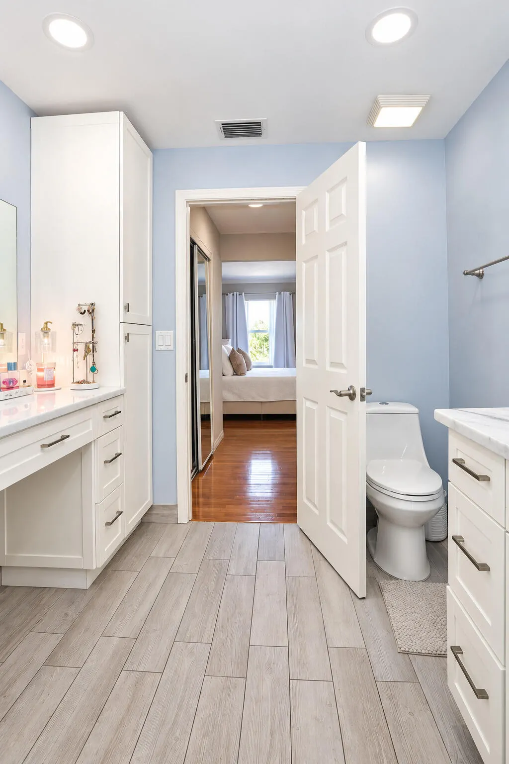 11185 Grandview Manor
