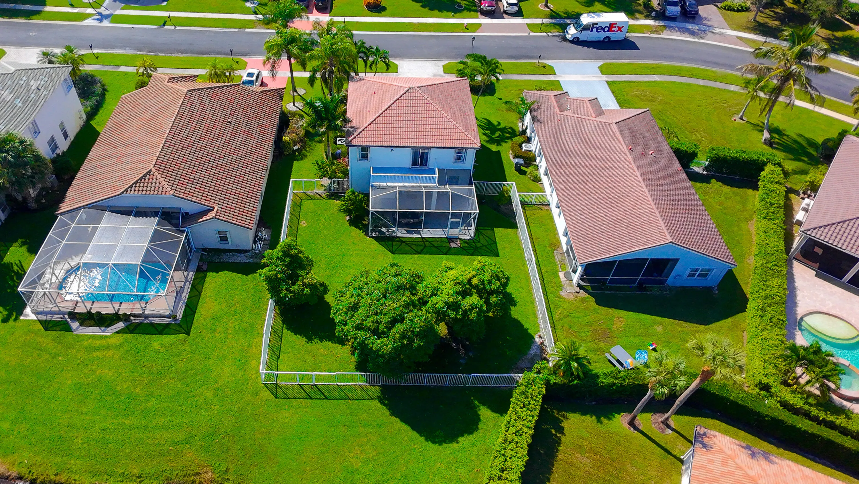 11185 Grandview Manor