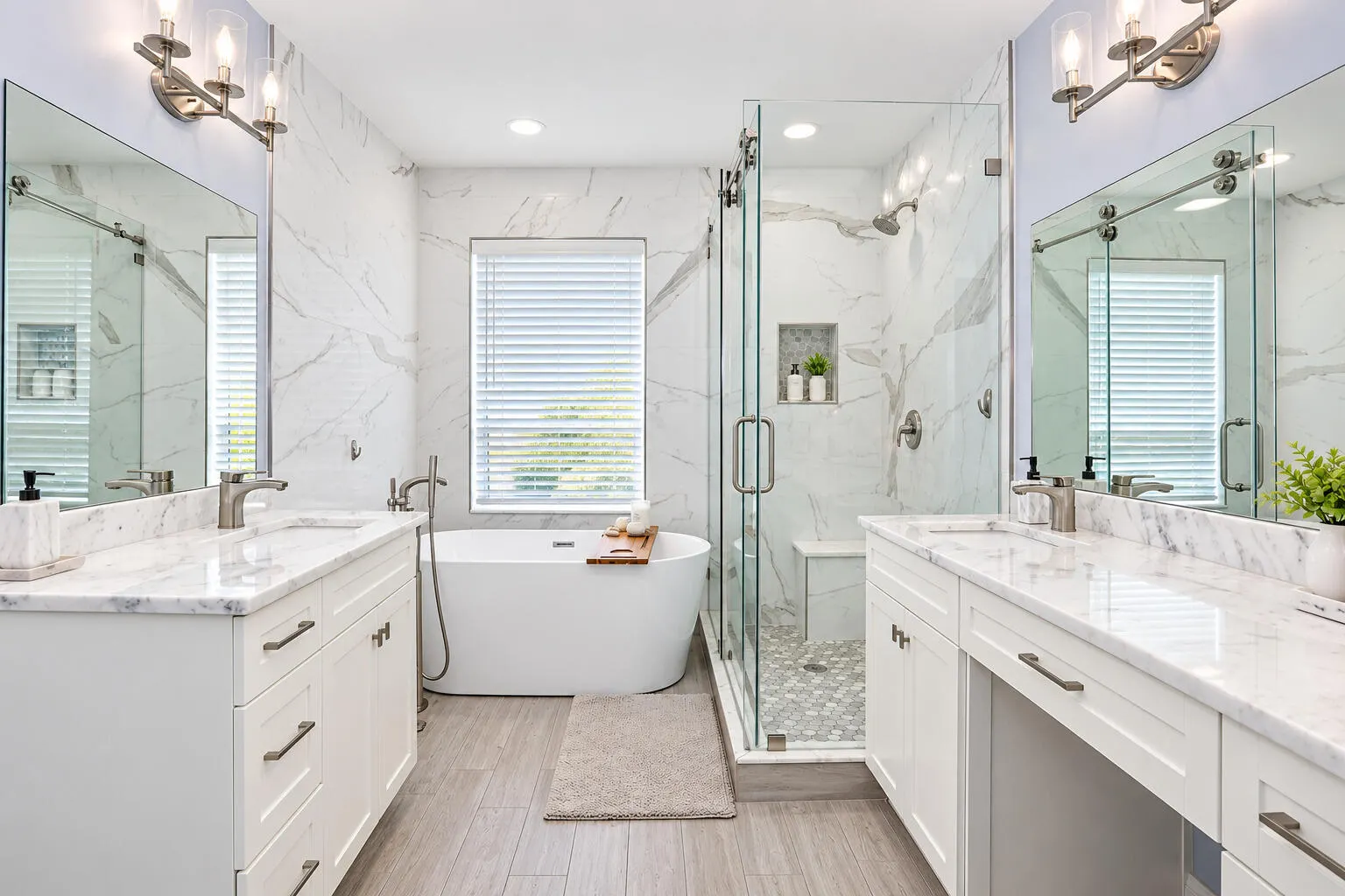 11185 Grandview Manor