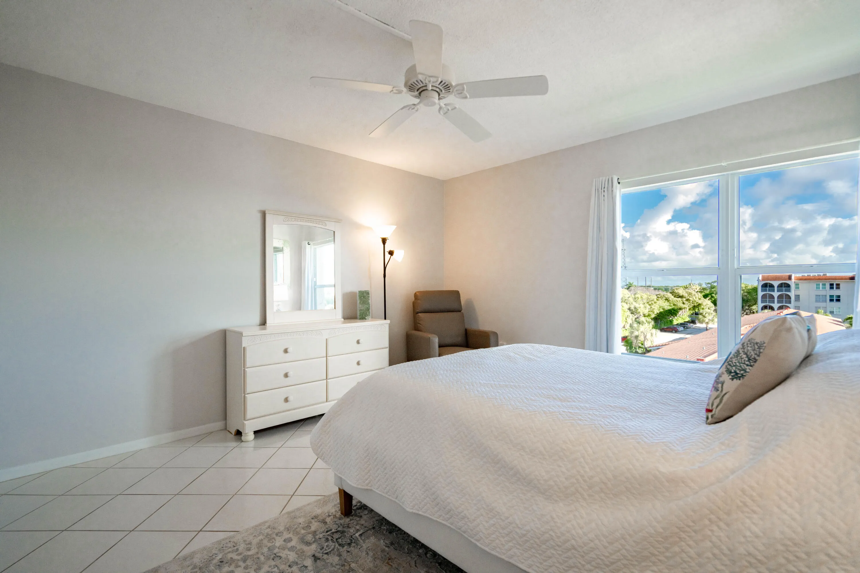 250 NE 20TH Street #5260