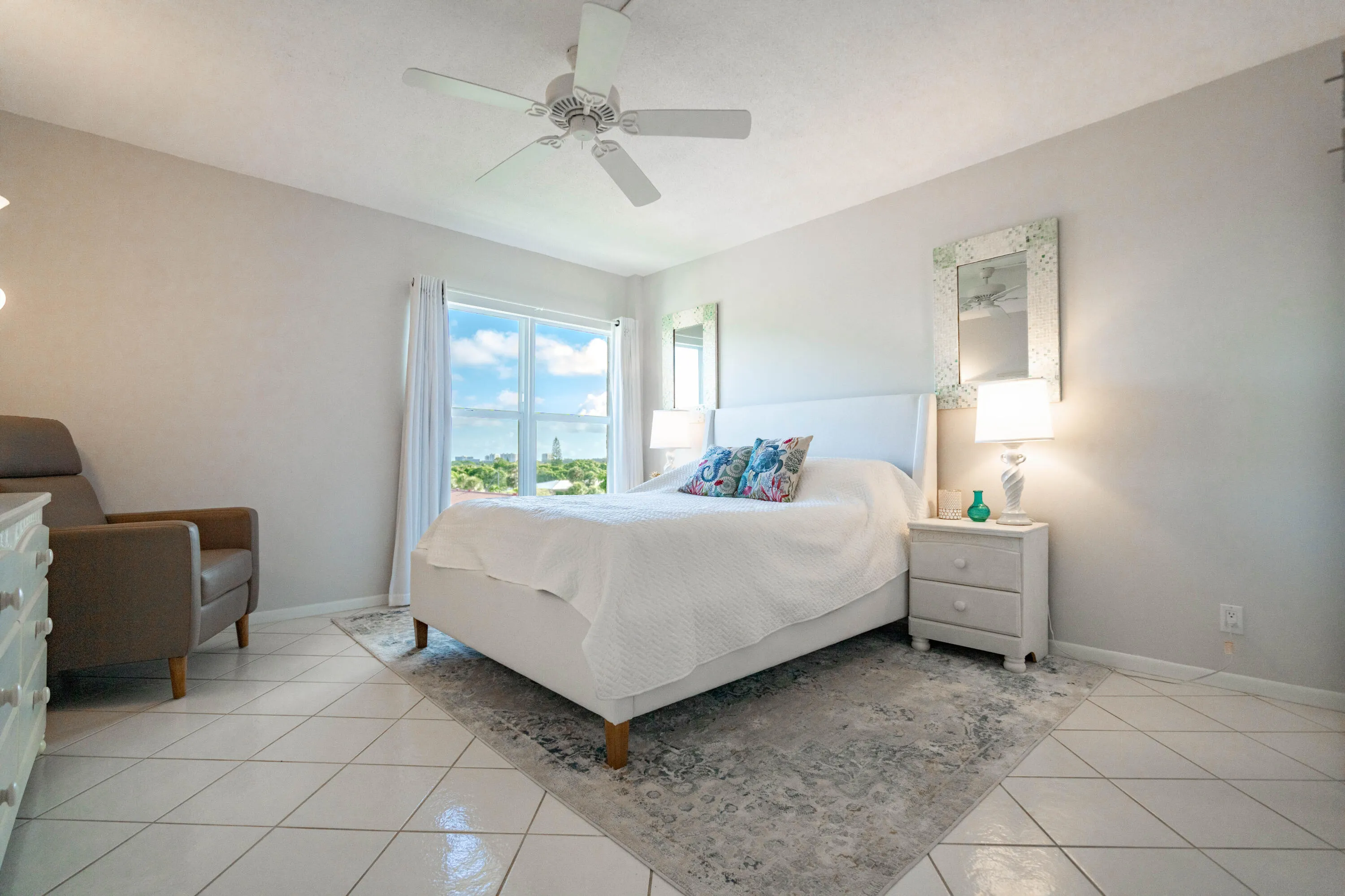 250 NE 20TH Street #5260