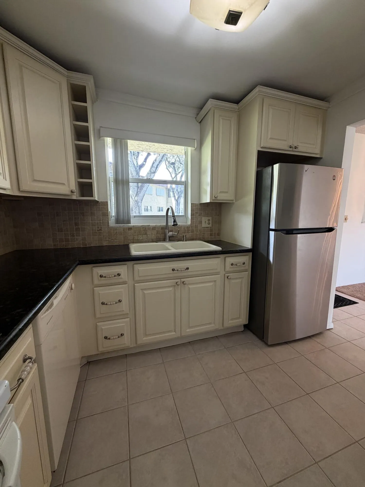 702 Lori Drive #185