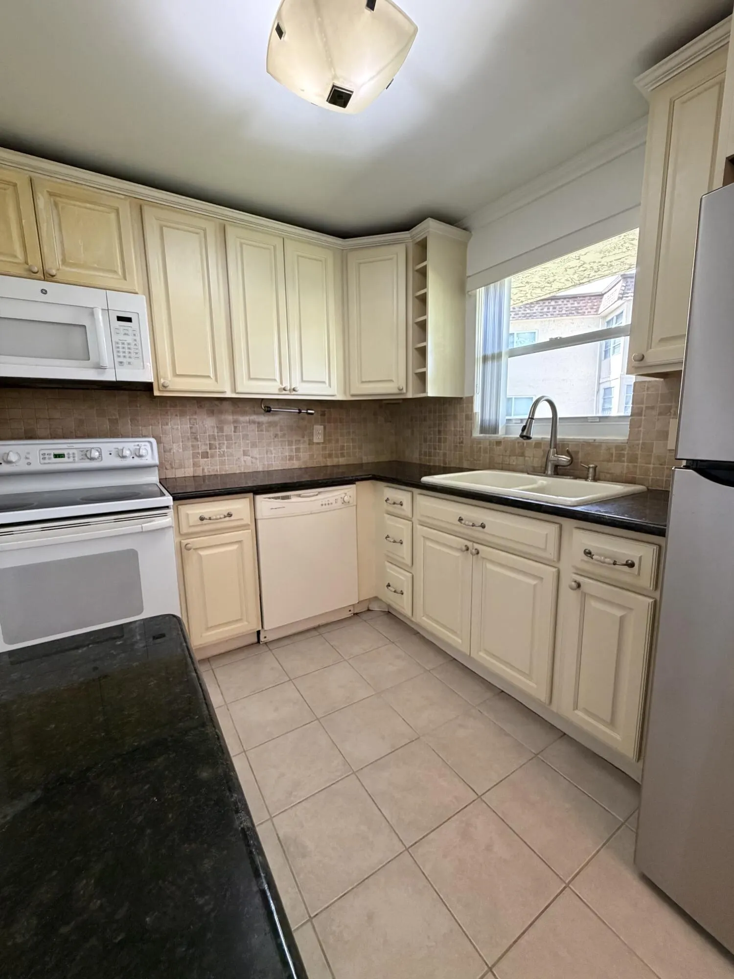702 Lori Drive #185