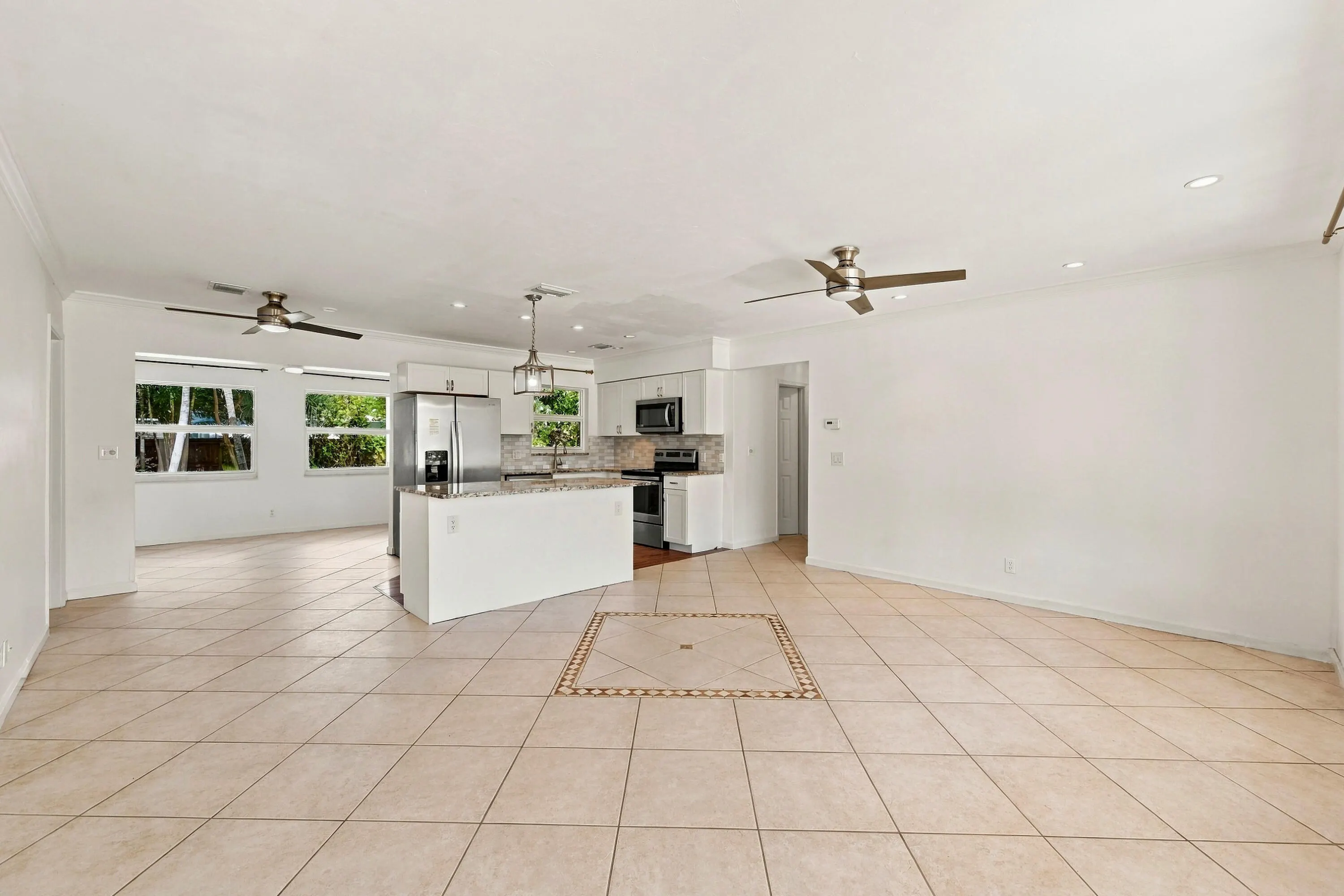 617 NW 28th Court ##617