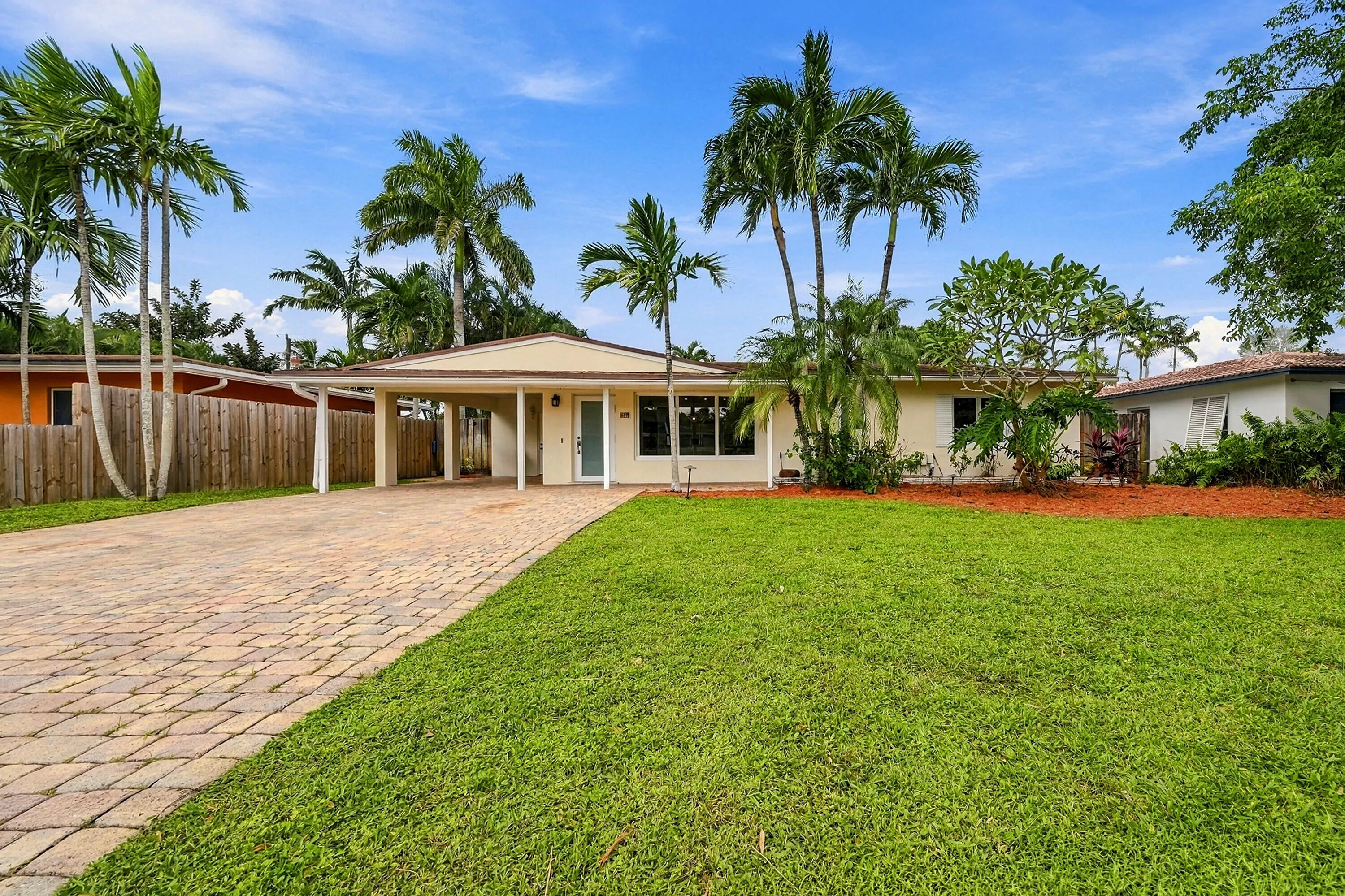 617 NW 28th Court ##617