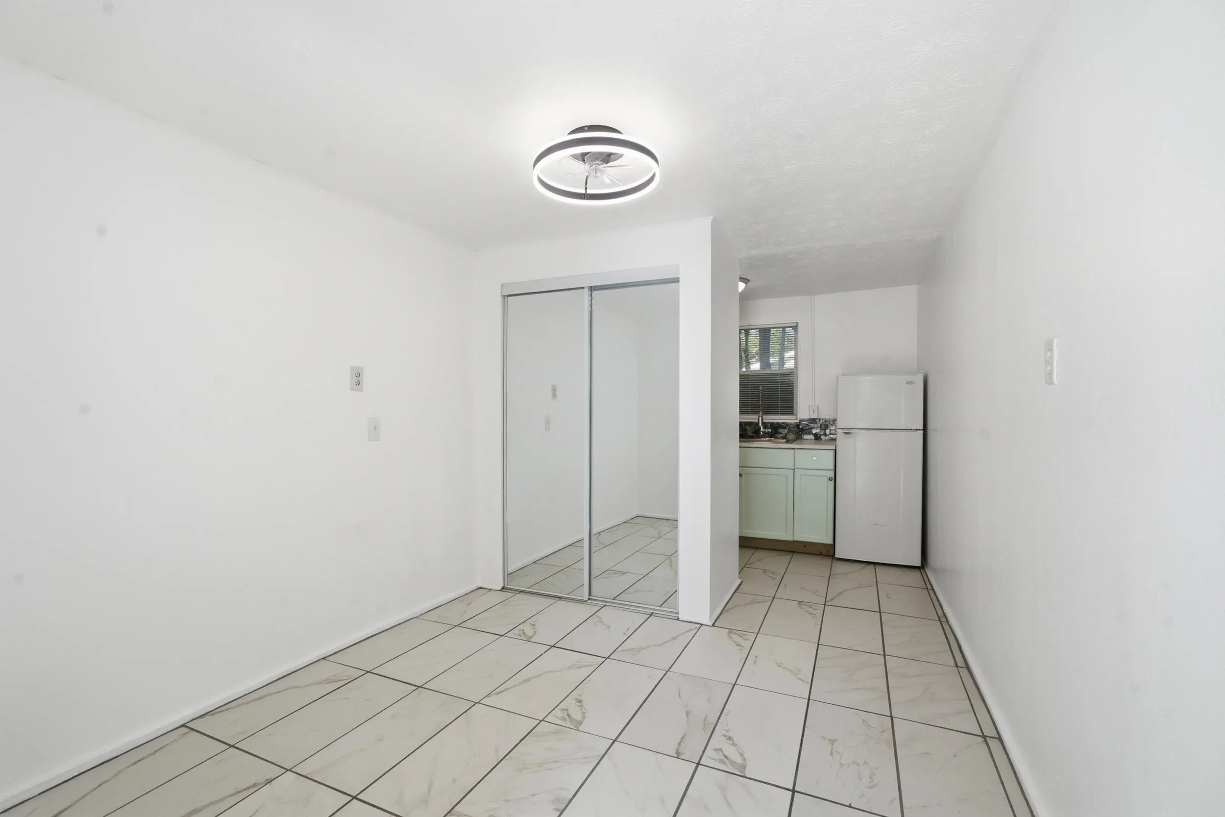 640 SW Bryant Avenue #Unit 2