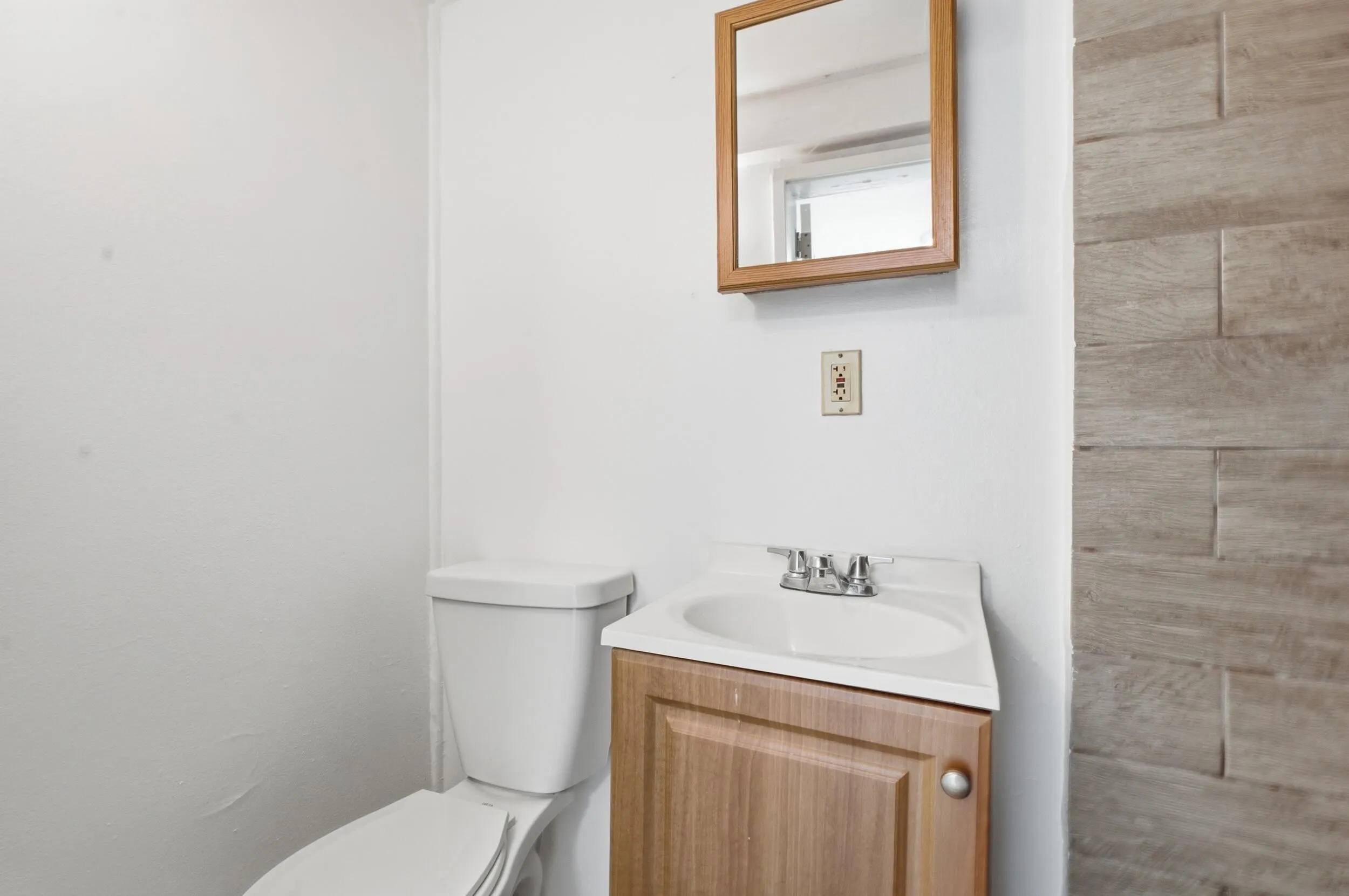 640 SW Bryant Avenue #Unit 2