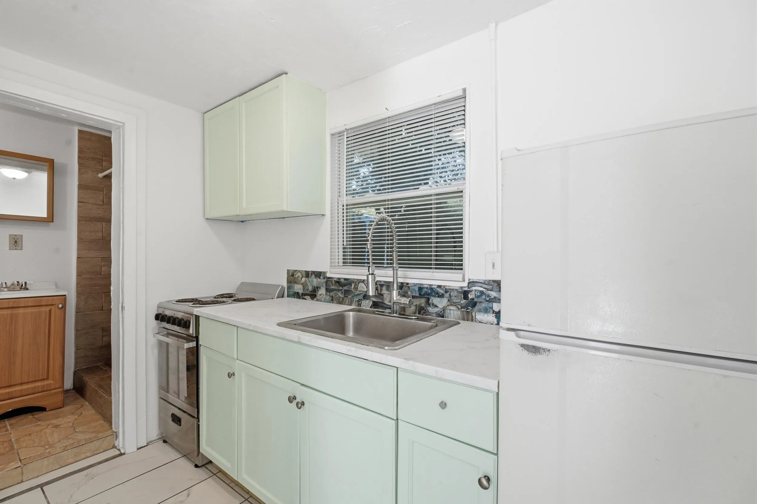 640 SW Bryant Avenue #Unit 2
