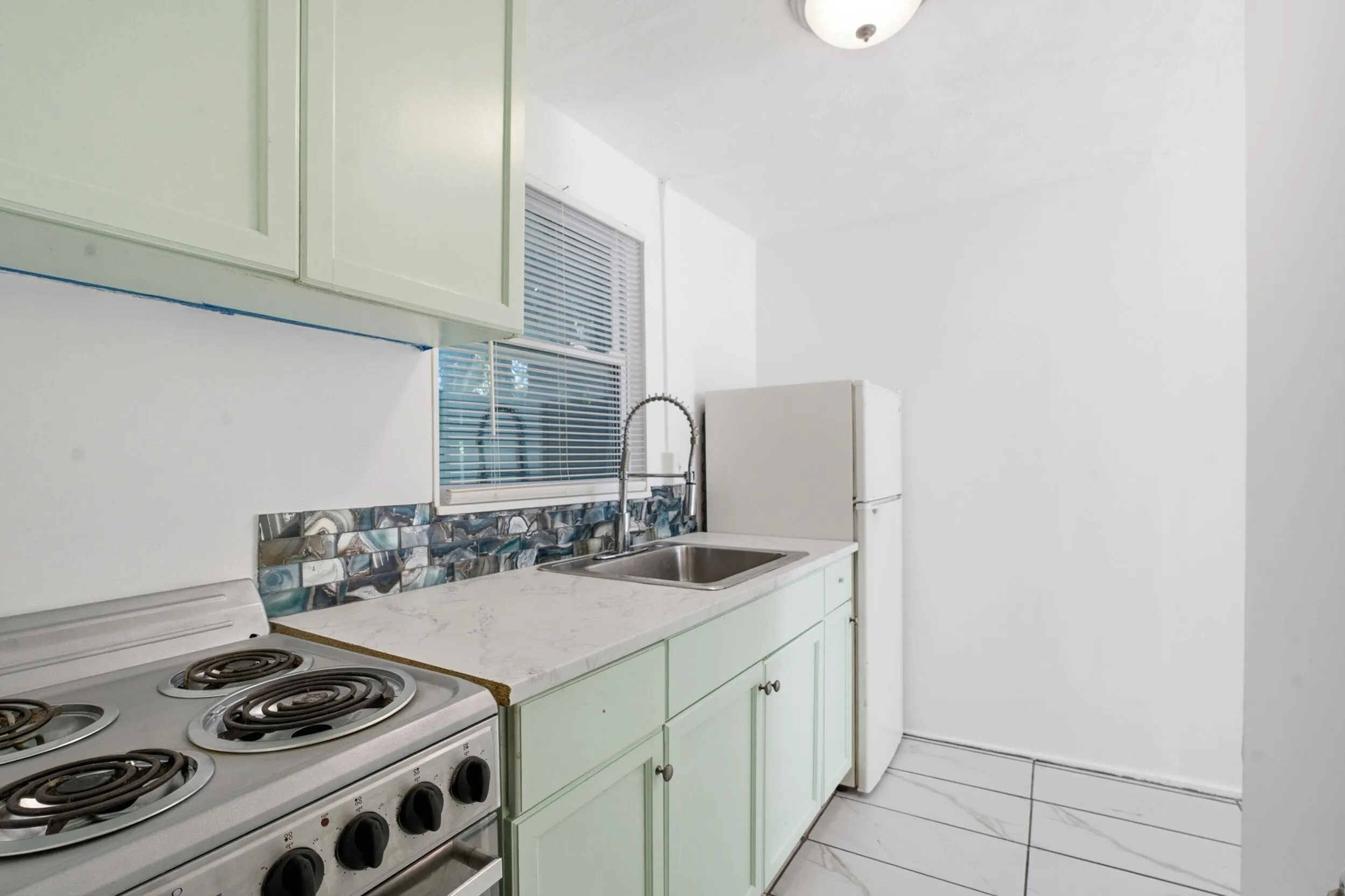 640 SW Bryant Avenue #Unit 2