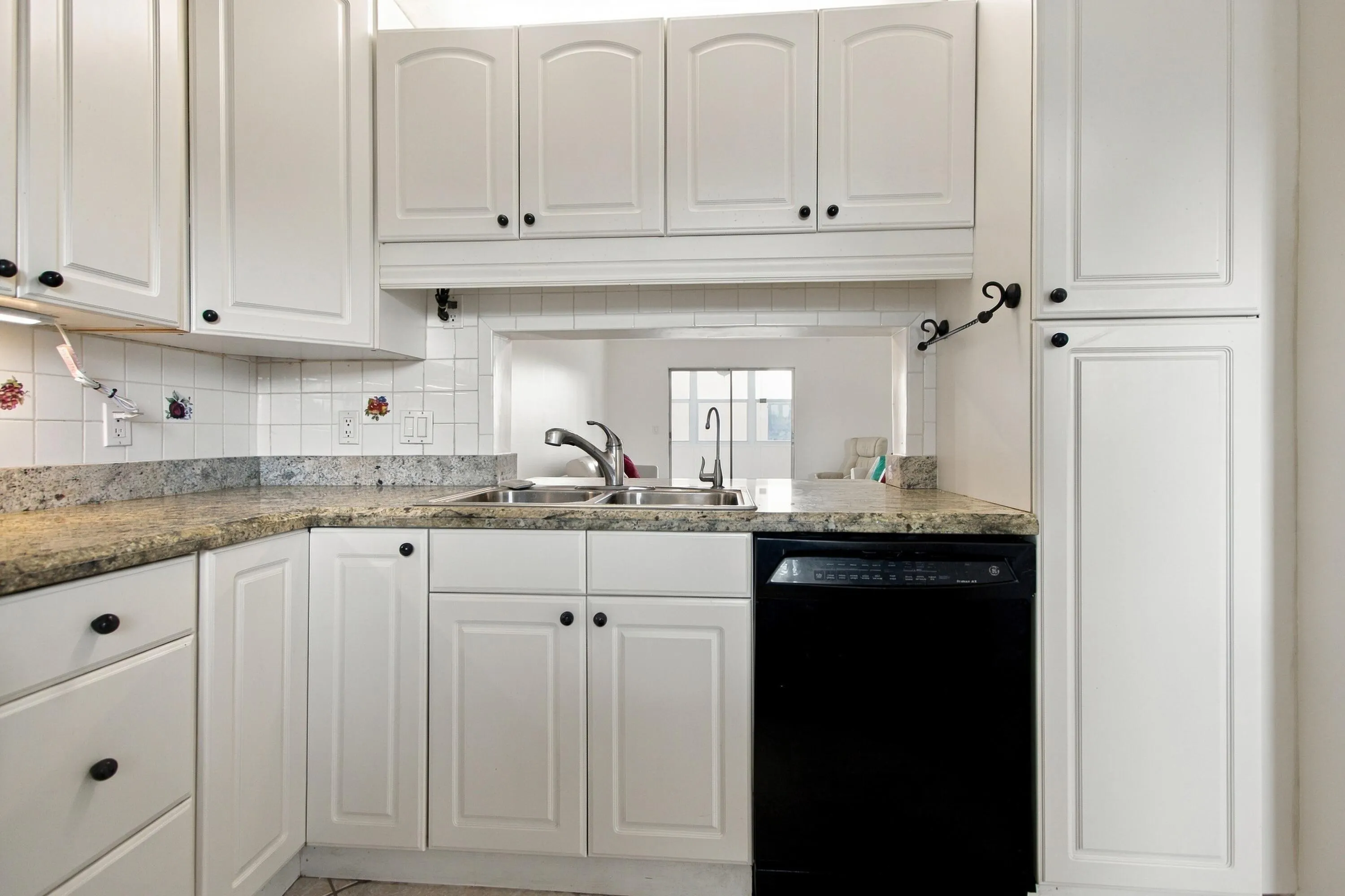 300 NE 26th Avenue #2100