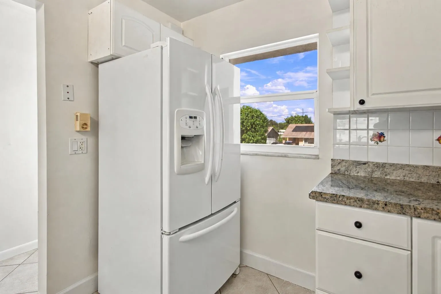 300 NE 26th Avenue #2100