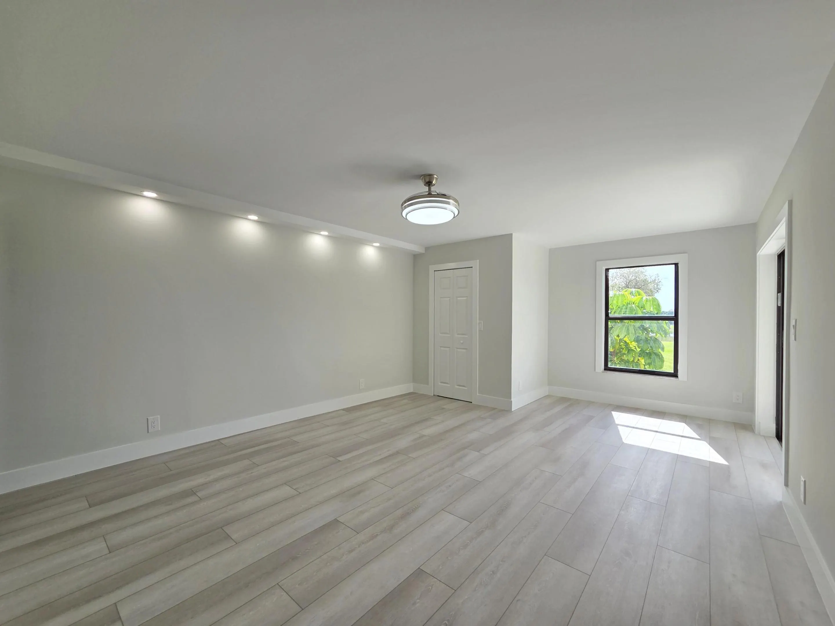 14426 Amberly Lane #Apt 203
