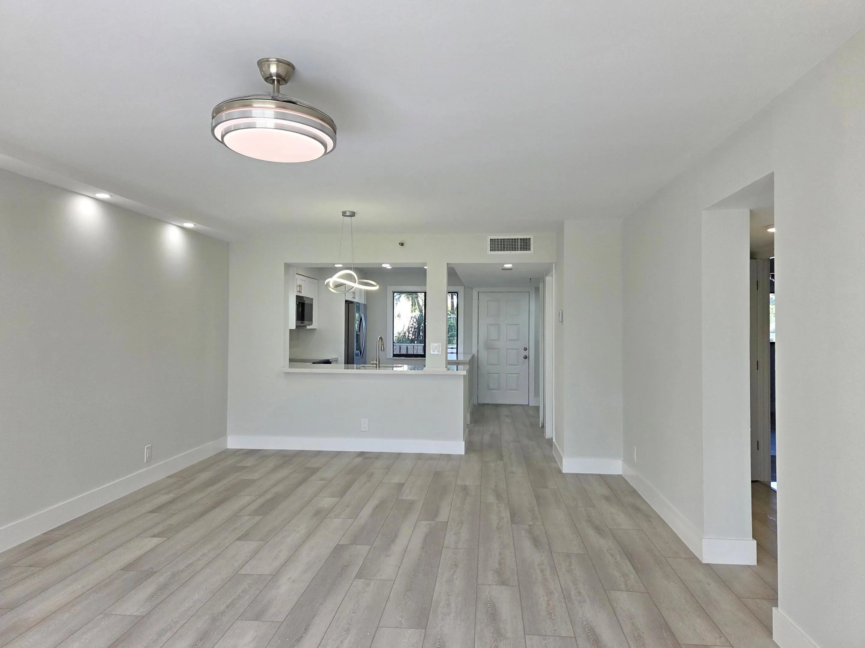 14426 Amberly Lane #Apt 203
