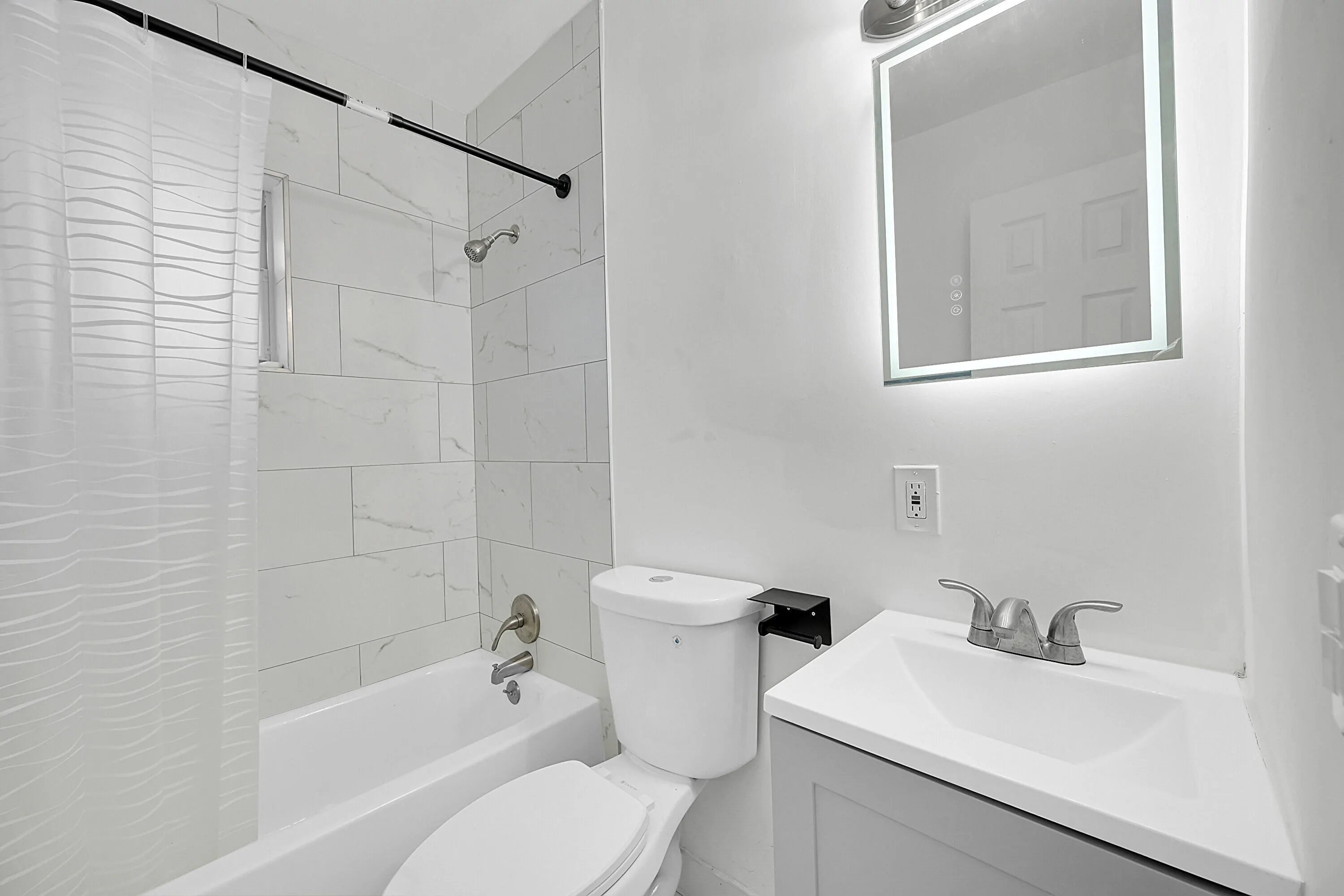 1157 W 36TH Street #2