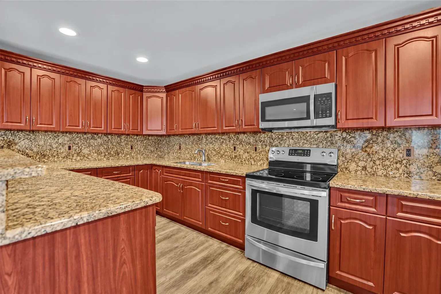 3031 Guildford E