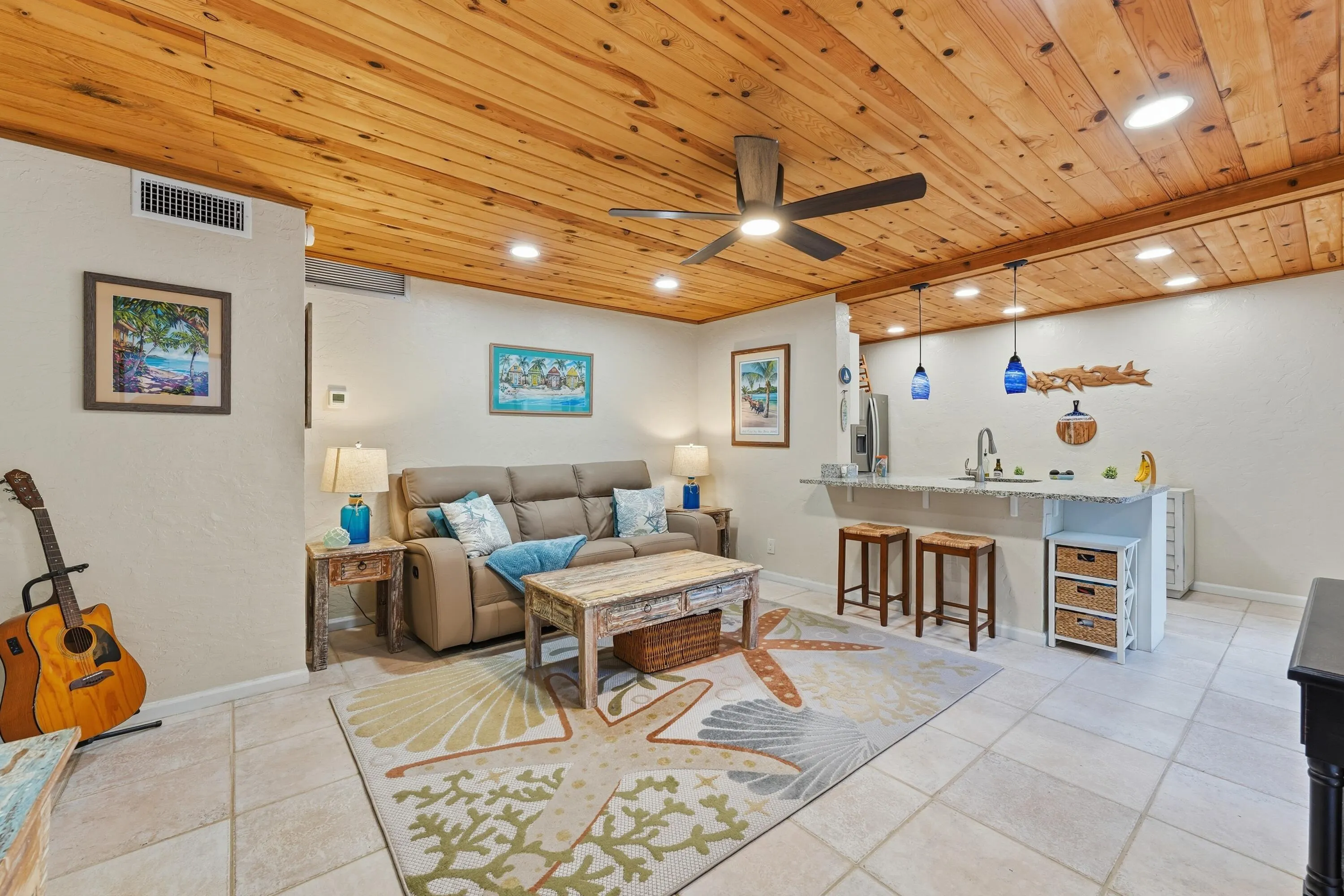 1605 S US Highway #16A