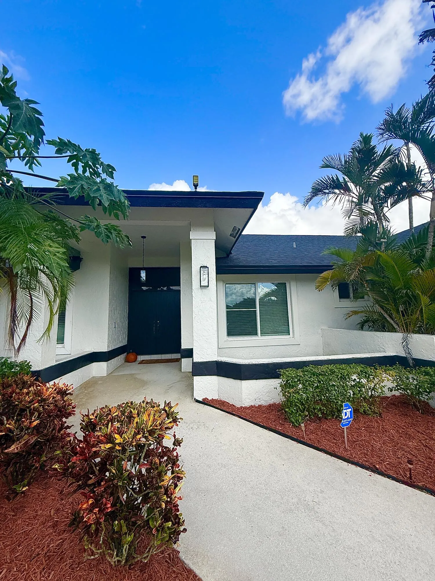 15580 MEADOW WOOD Drive
