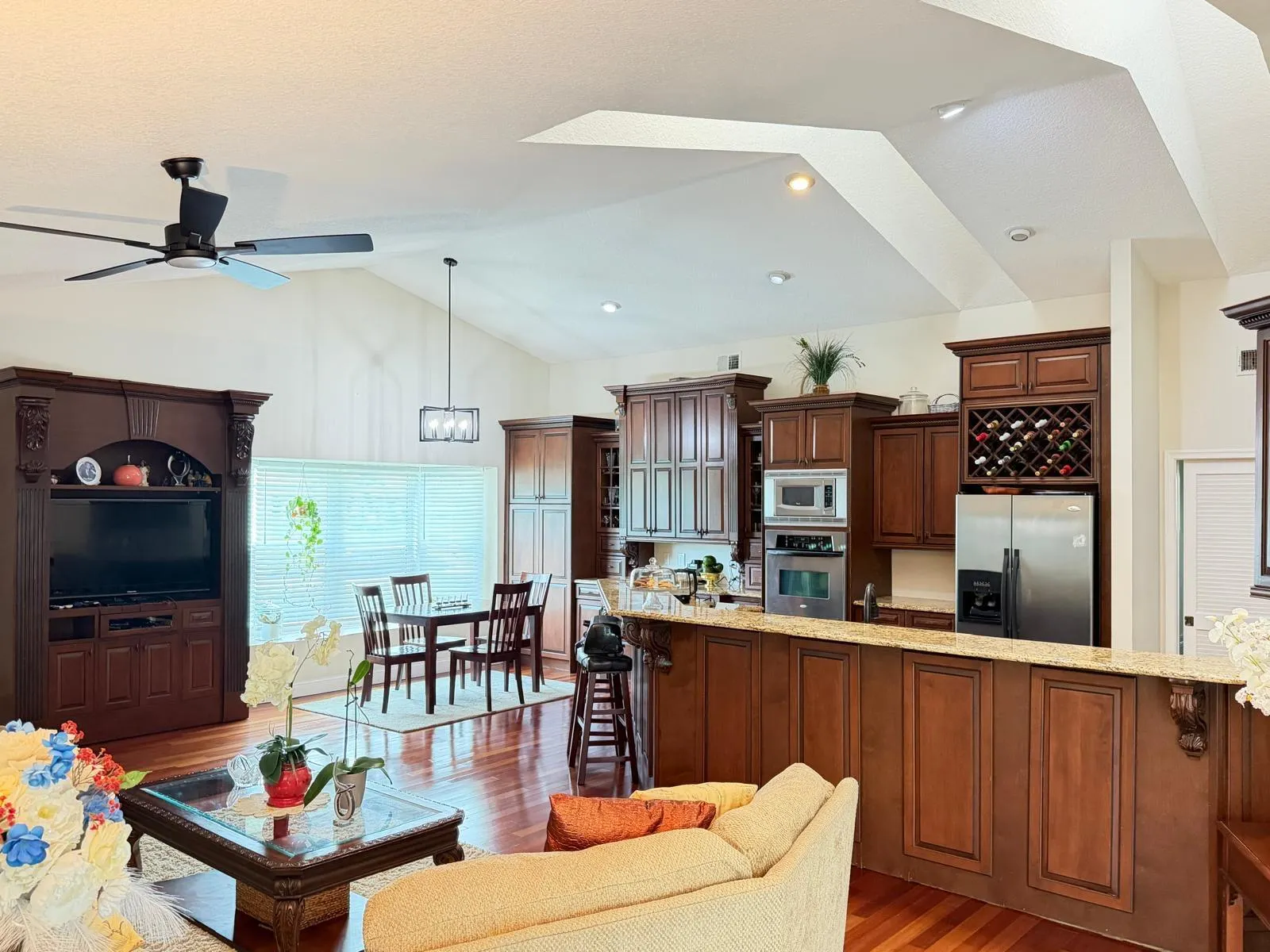 15580 MEADOW WOOD Drive