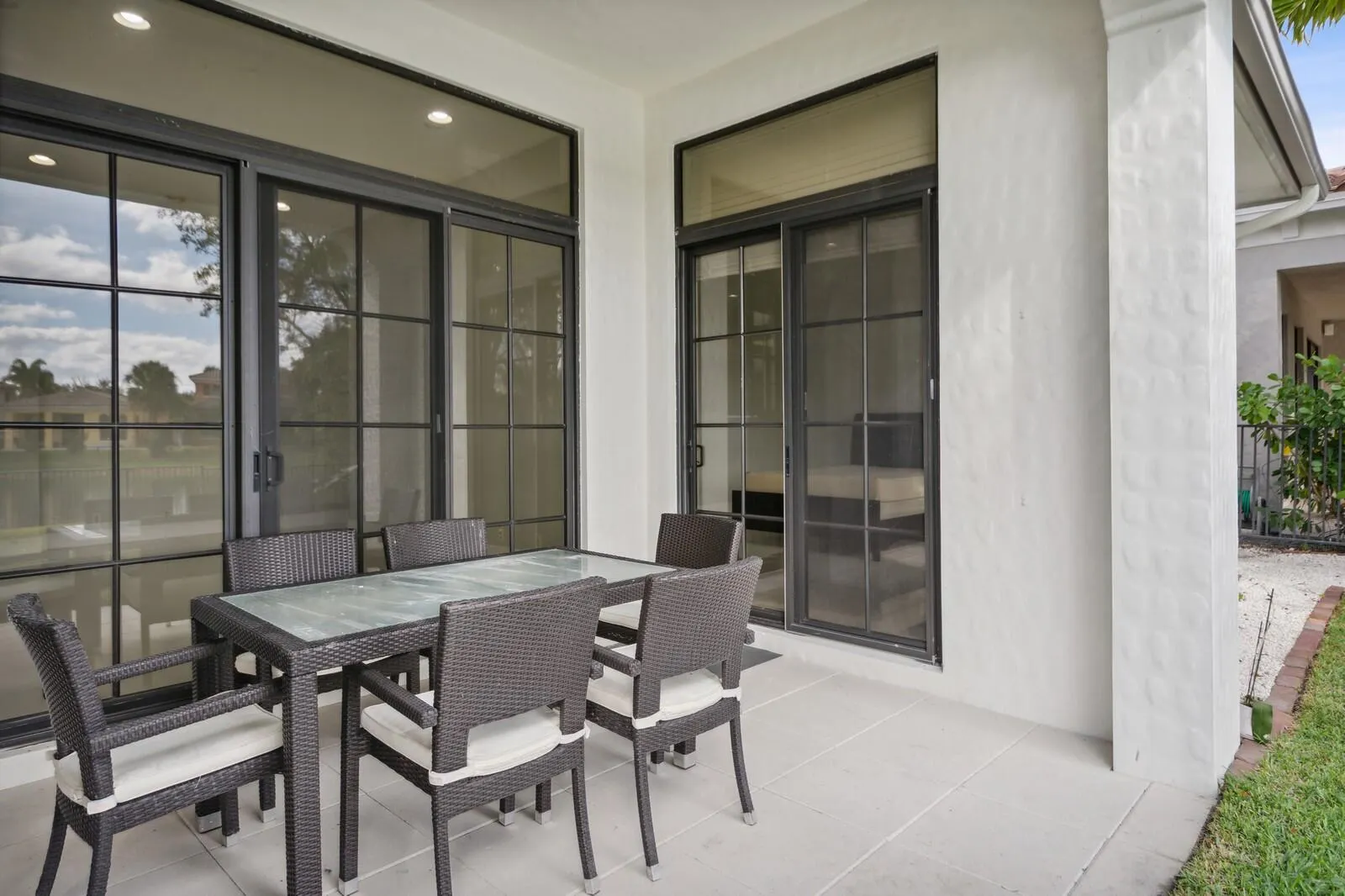 9648 Ginger Court
