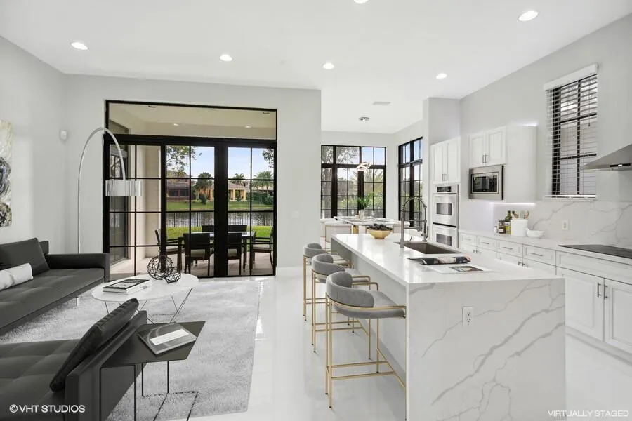 9648 Ginger Court