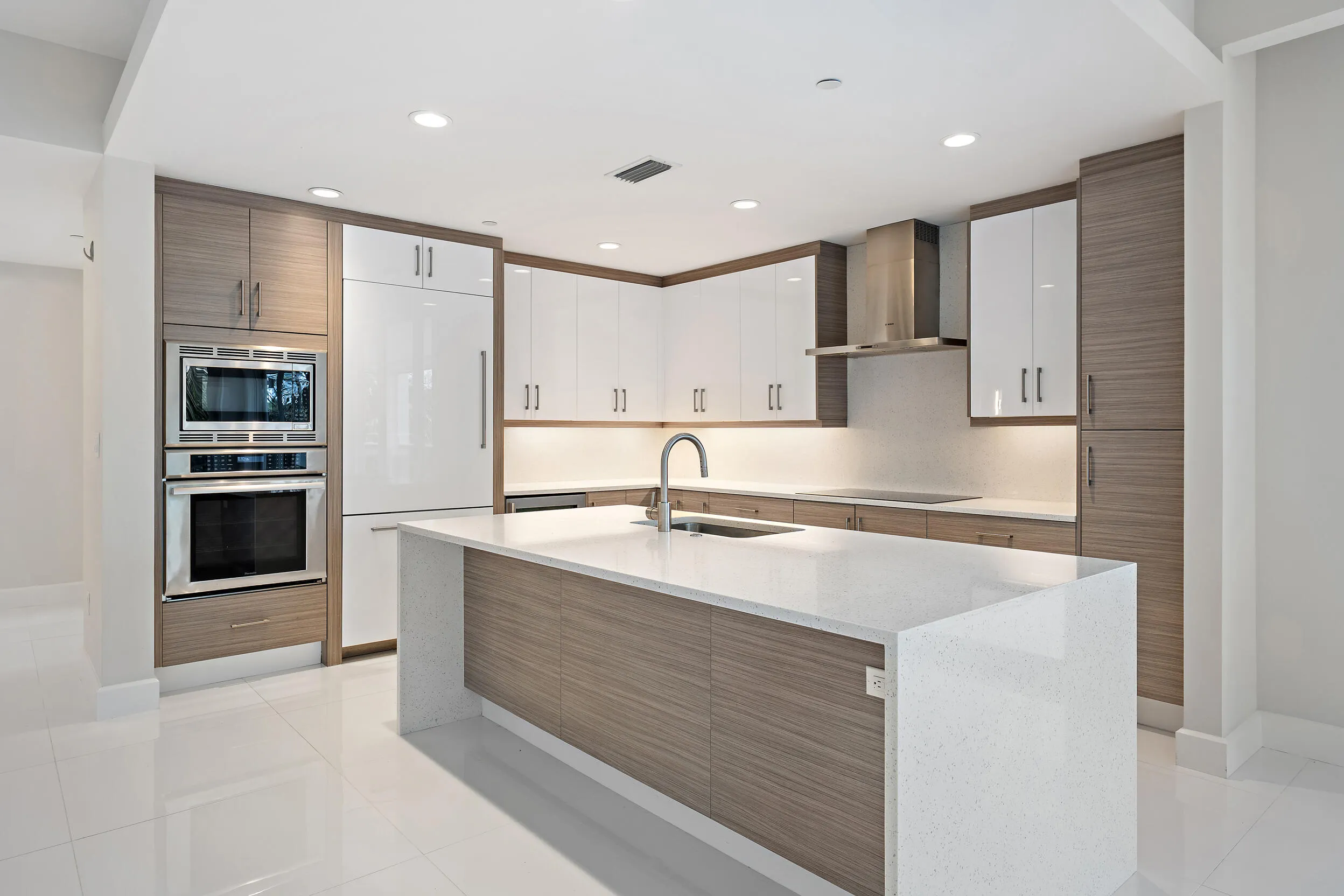 2720 Donald Ross Road #301
