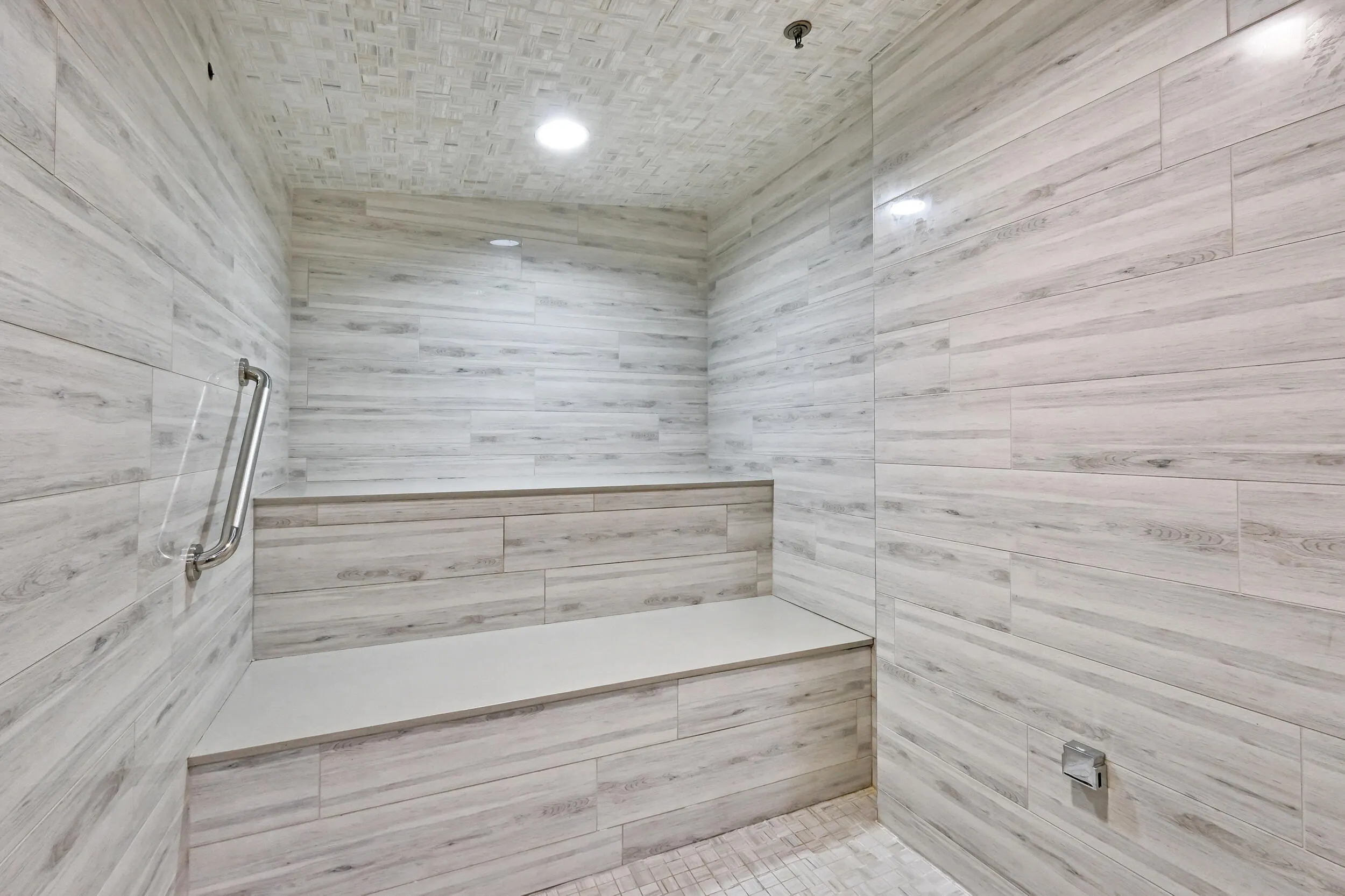 2720 Donald Ross Road #301