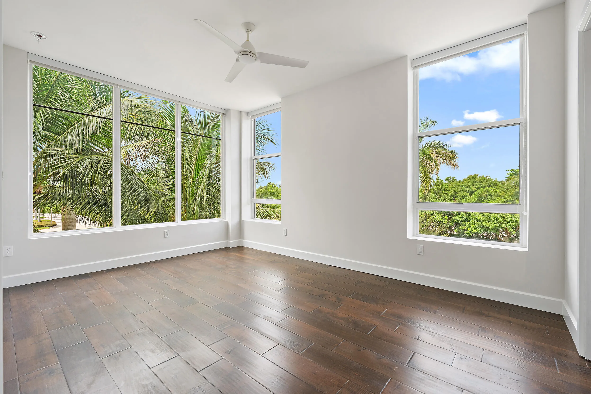 2720 Donald Ross Road #301