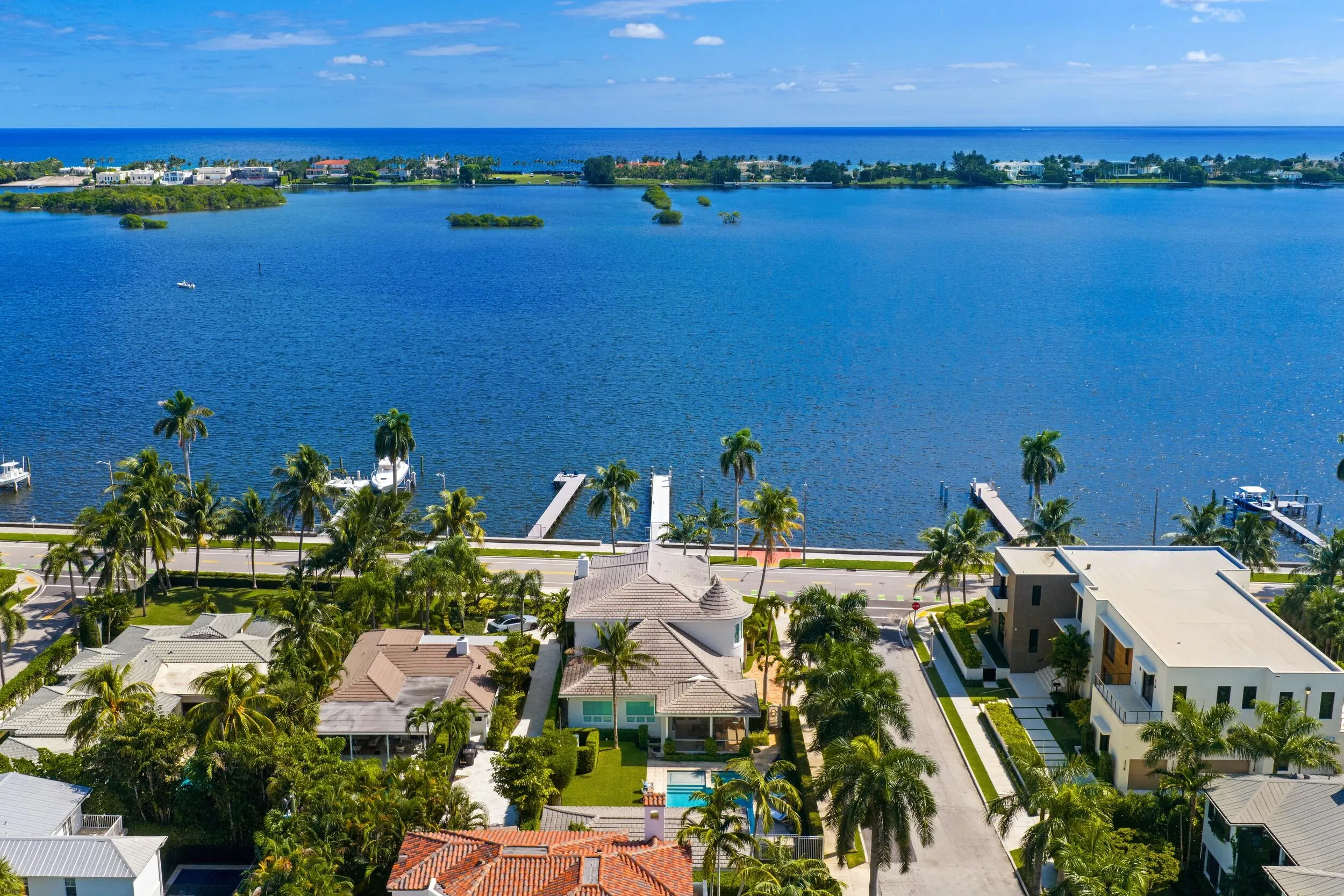 6917 S Flagler Drive