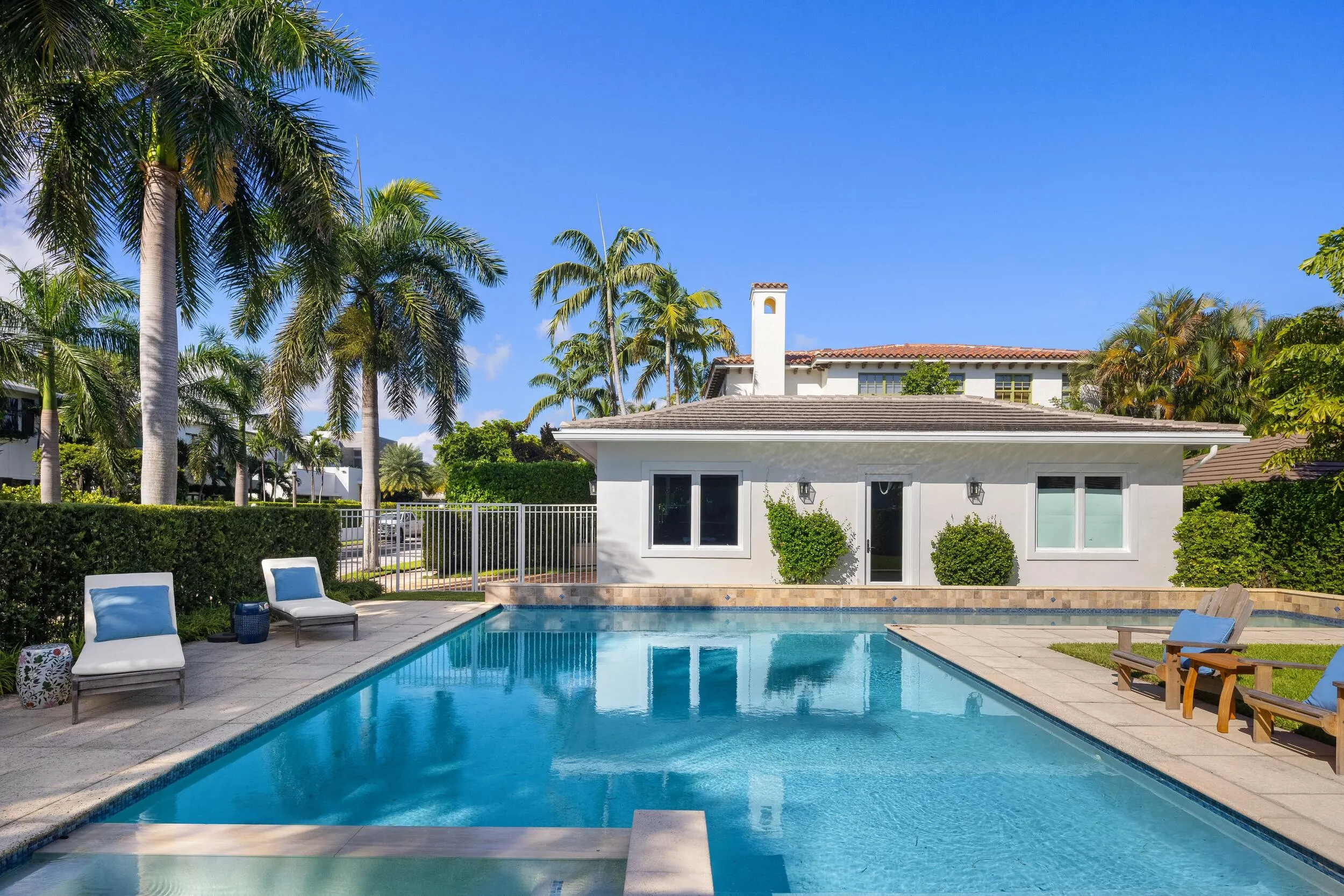 6917 S Flagler Drive