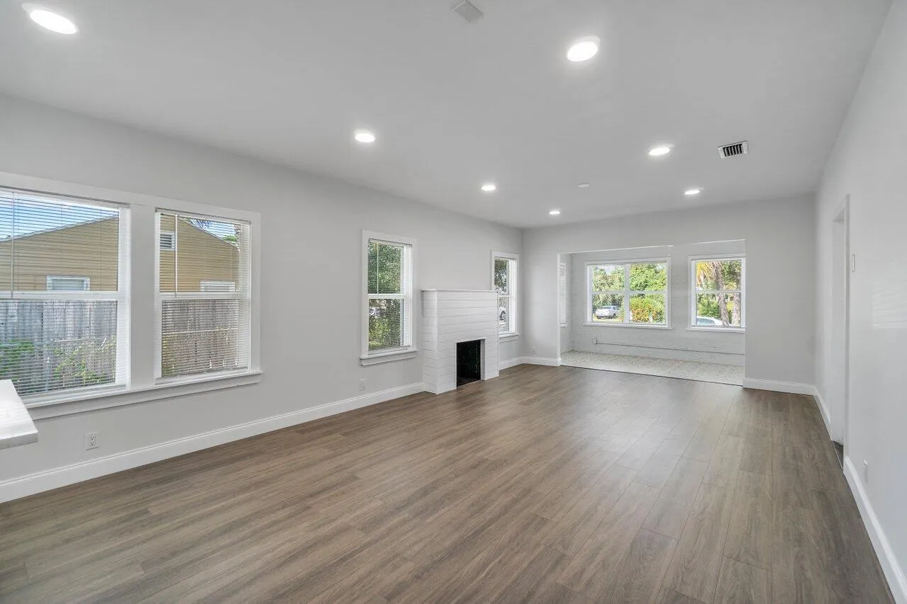 424 53RD Street