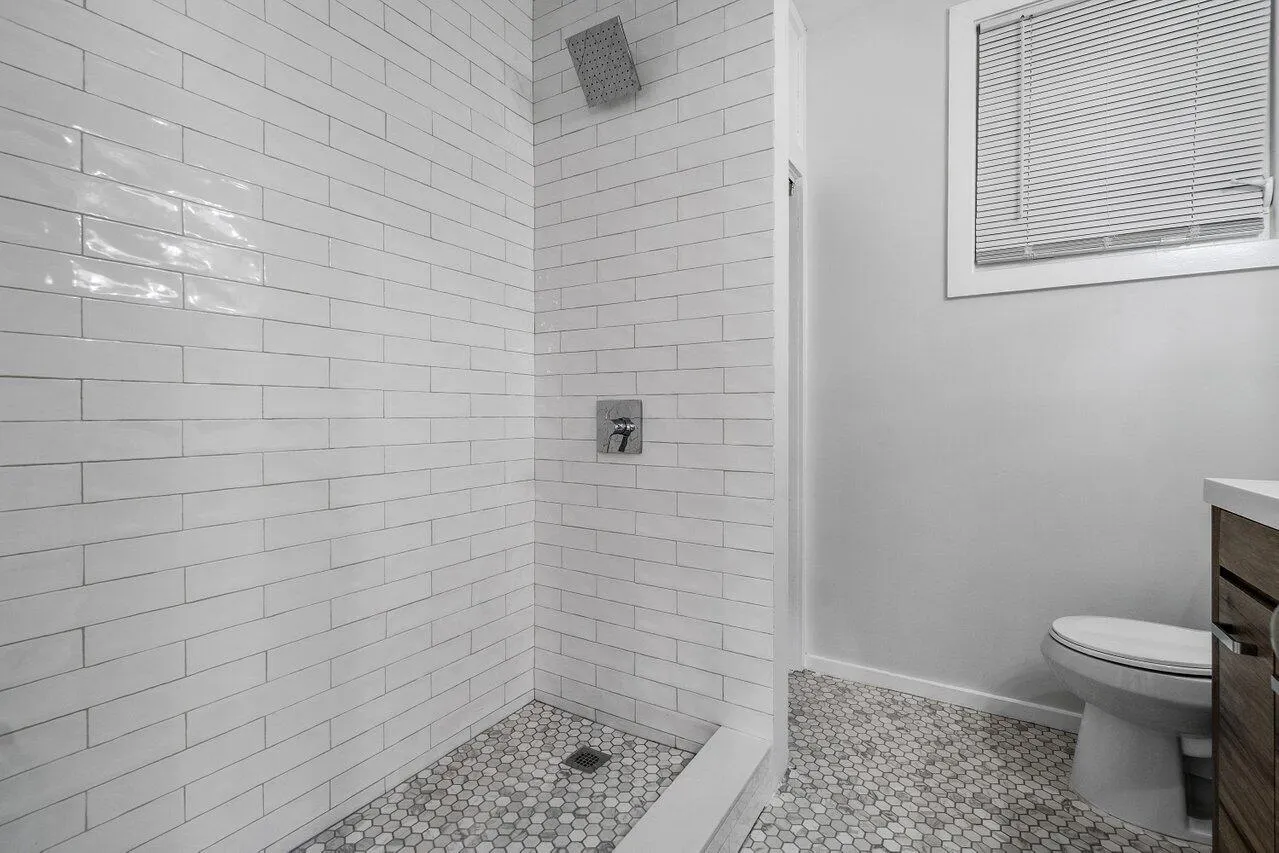 424 53RD Street