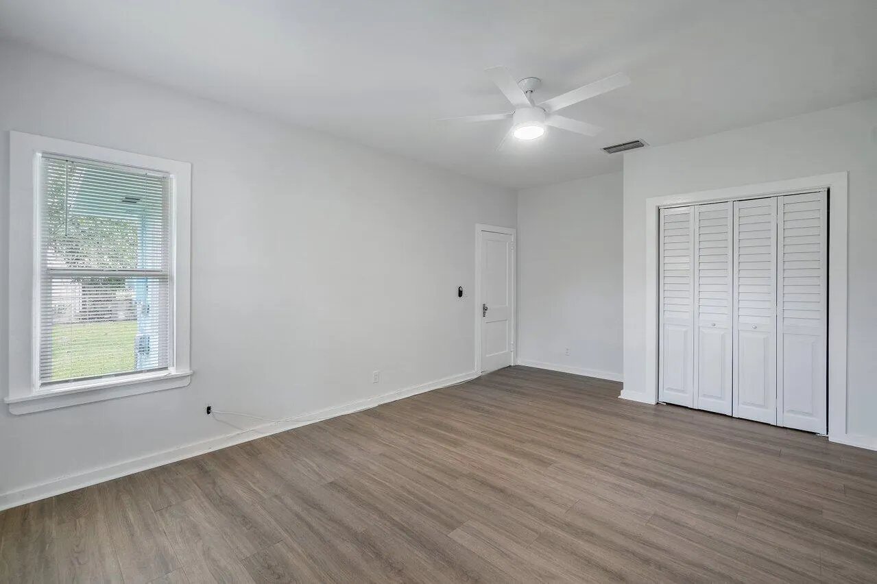 424 53RD Street