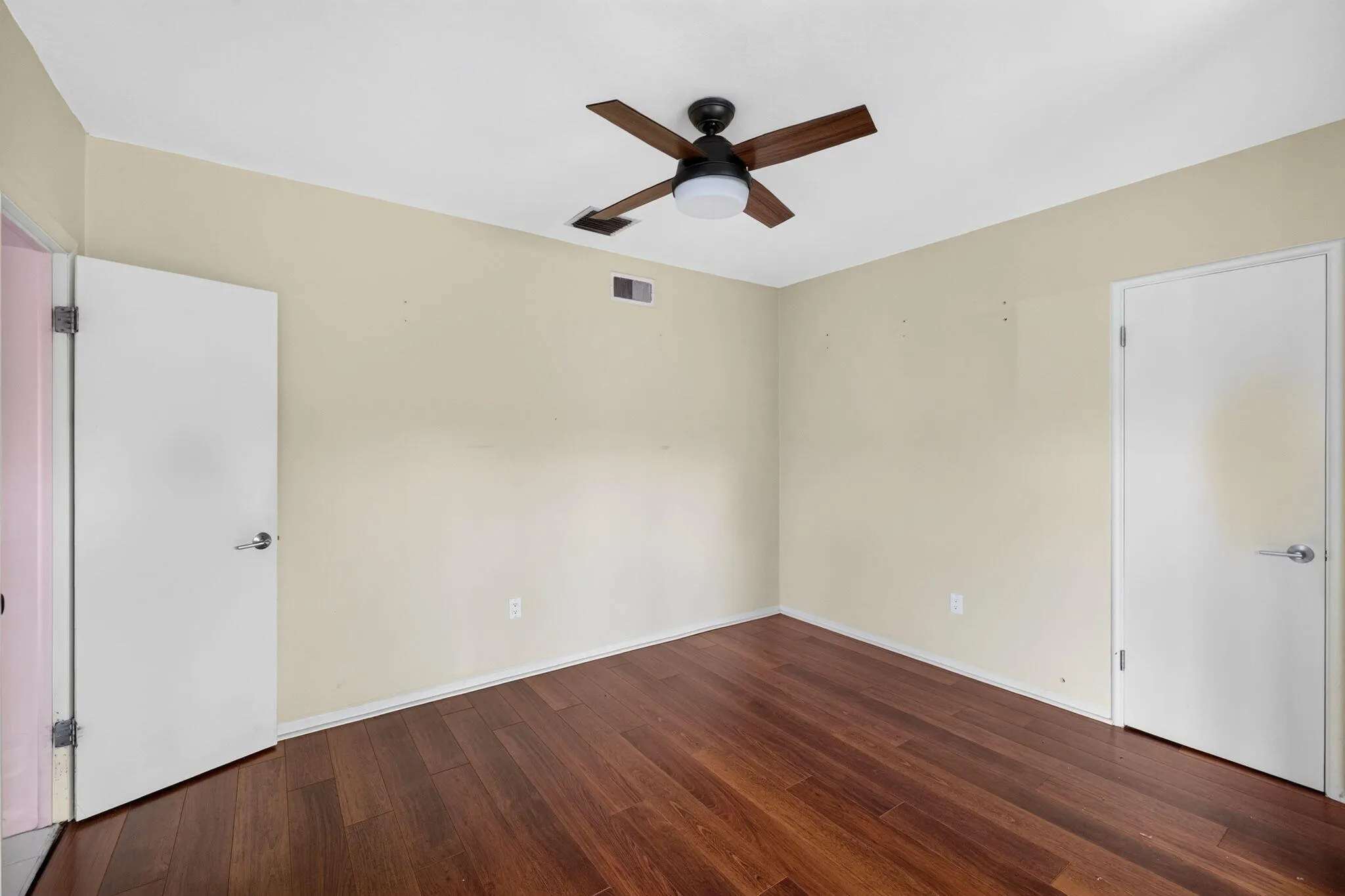 1515 NE 16TH Street