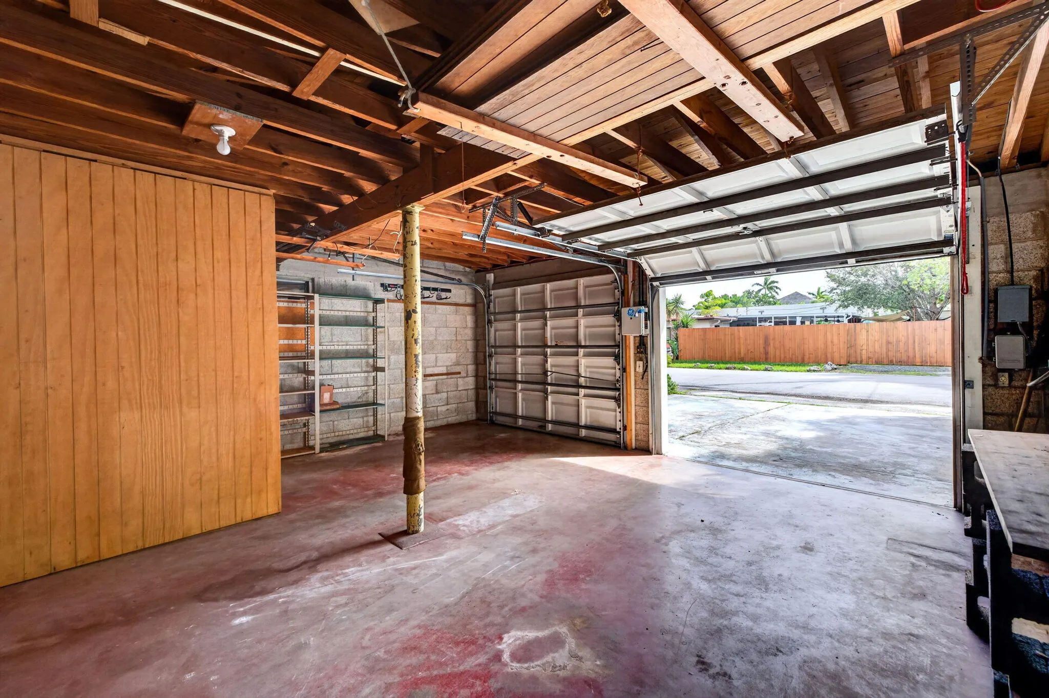 1515 NE 16TH Street