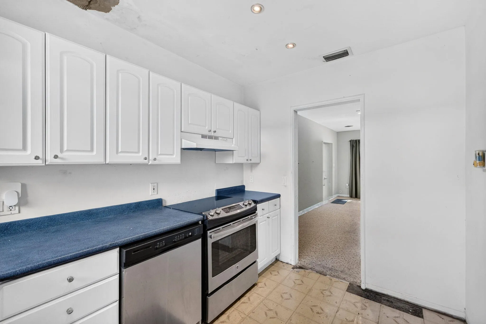 1515 NE 16TH Street
