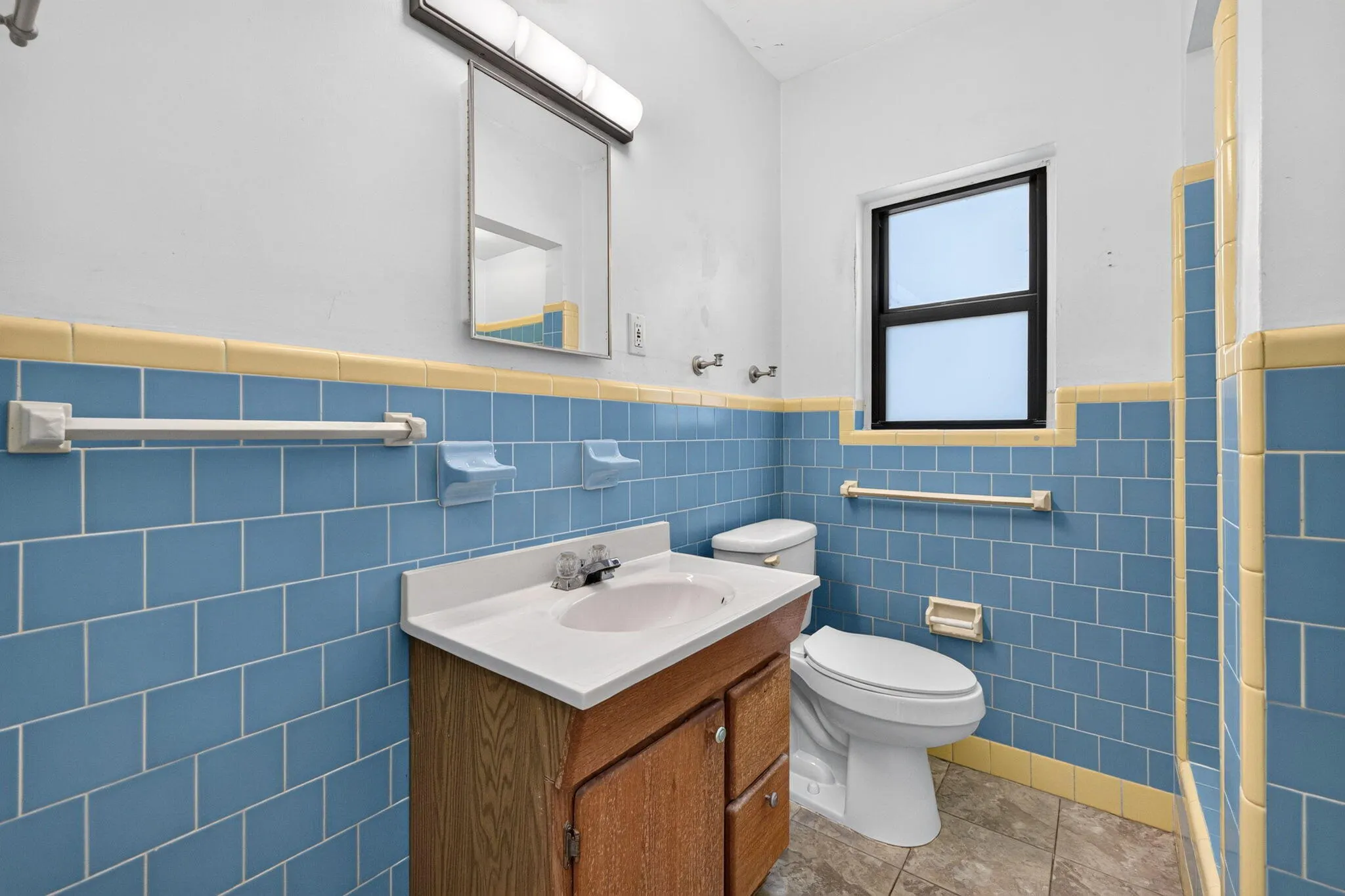 1515 NE 16TH Street