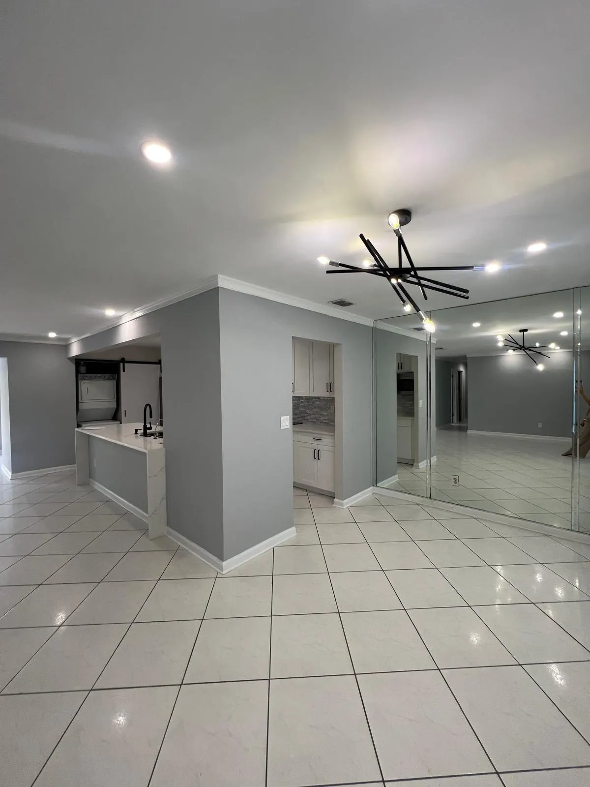 101 SANDPIPER Avenue