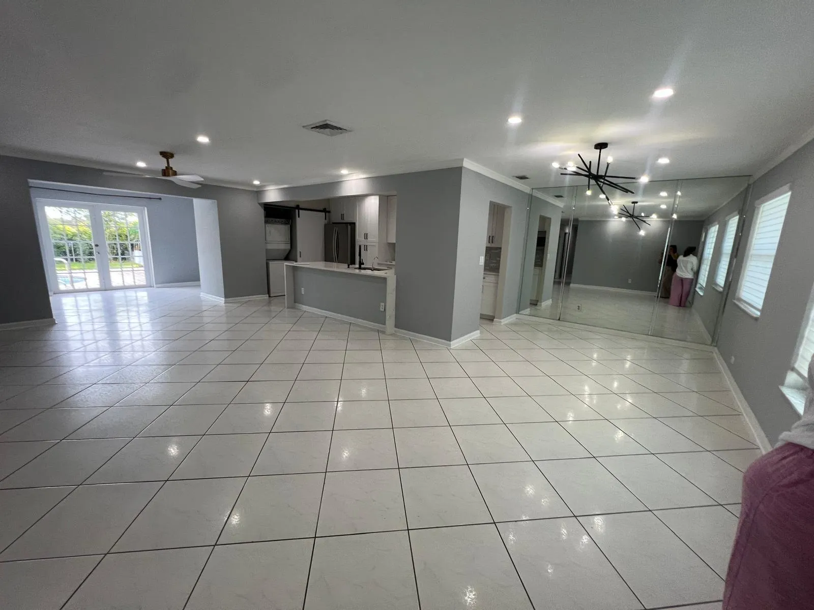 101 SANDPIPER Avenue
