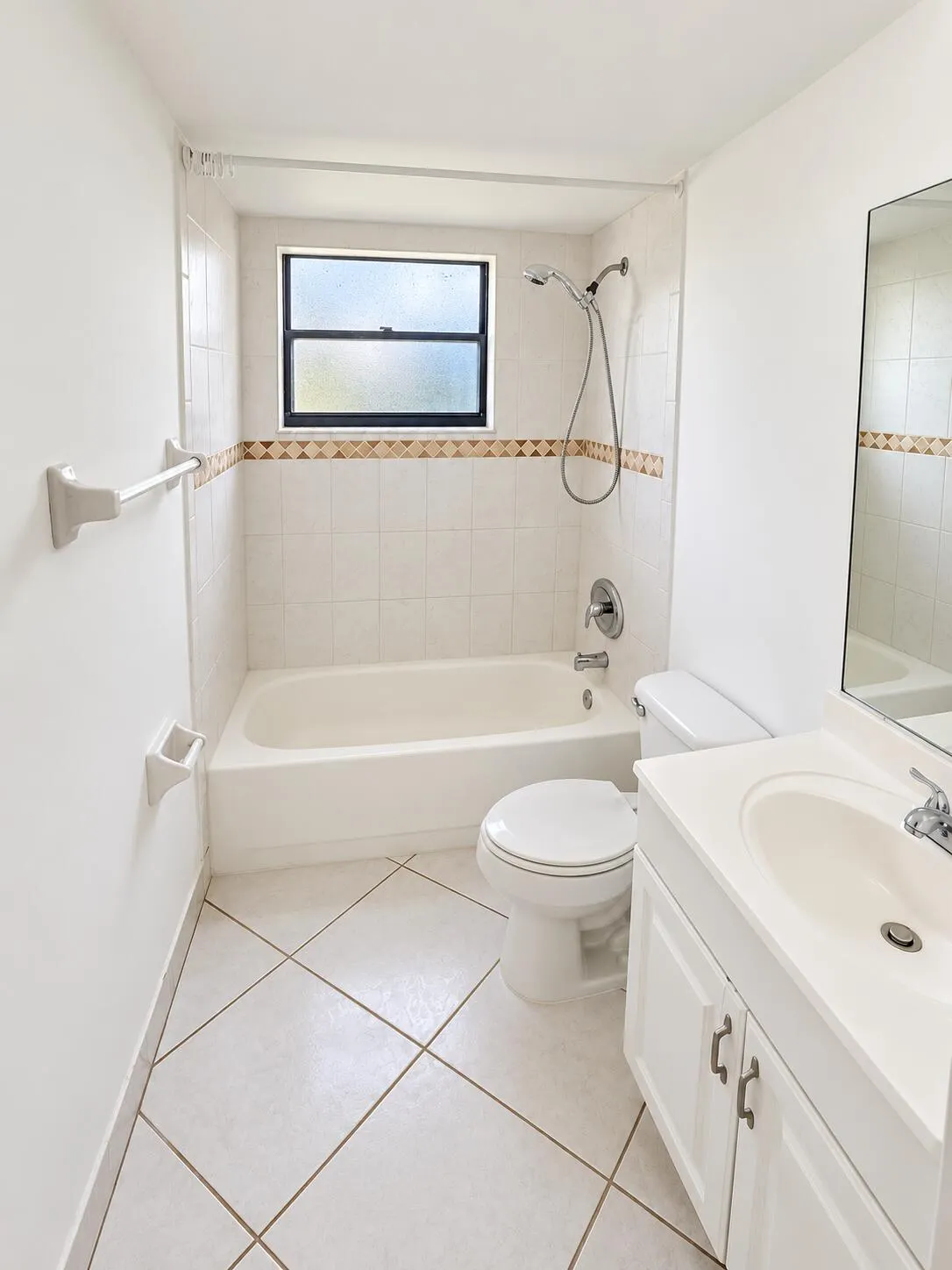 23288 SW LYONS Road #106