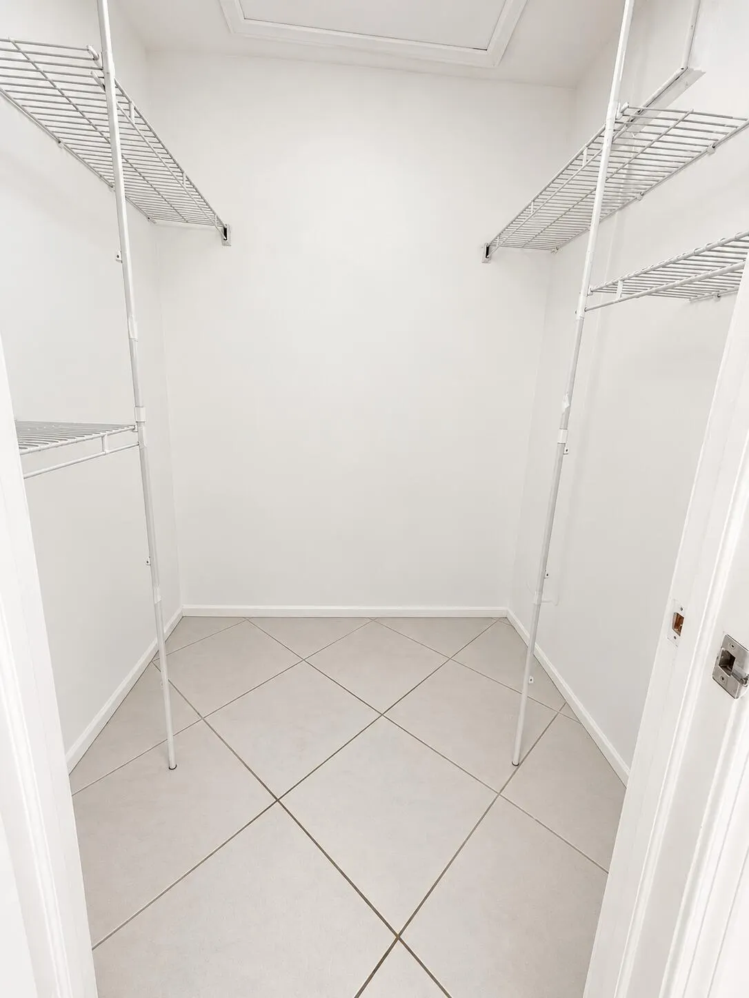 23288 SW LYONS Road #106